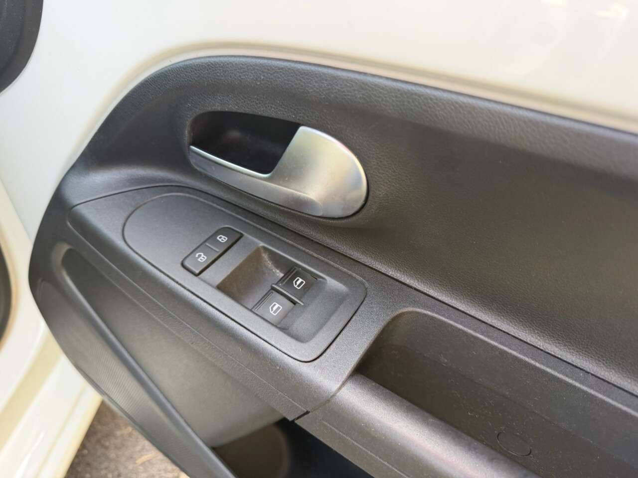 2018 VOLKSWAGEN UP! 2018 VOLKSWAGEN UP!