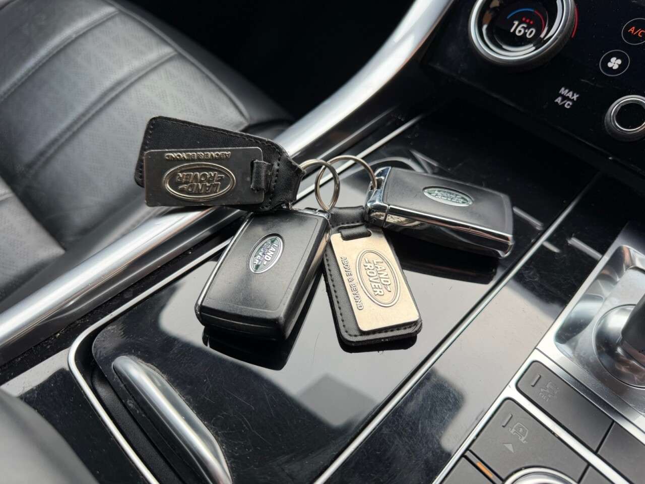 2020 LAND ROVER RANGE ROVER SPORT 2020 LAND ROVER RANGE ROVER SPORT