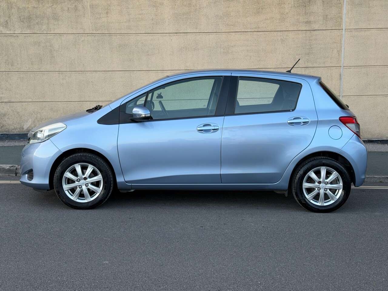 2013 TOYOTA YARIS 2013 TOYOTA YARIS
