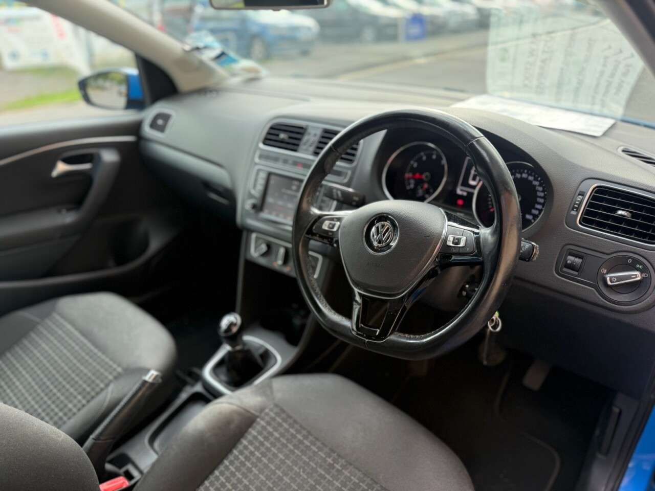 2015 VOLKSWAGEN POLO 2015 VOLKSWAGEN POLO