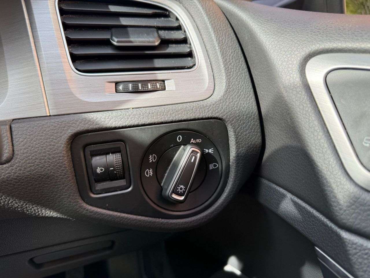 2016 VOLKSWAGEN GOLF 2016 VOLKSWAGEN GOLF