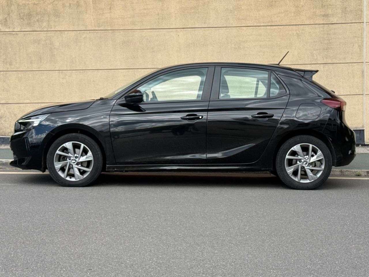 A 2024 VAUXHALL CORSA 1.2 Turbo Design Hatchback 5dr Petrol Auto Euro 6 (s/s) (100 ps) A 2024 VAUXHALL CORSA 1.2 Turbo Design Hatchback 5dr Petrol Auto Euro 6 (s/s) (100 ps)