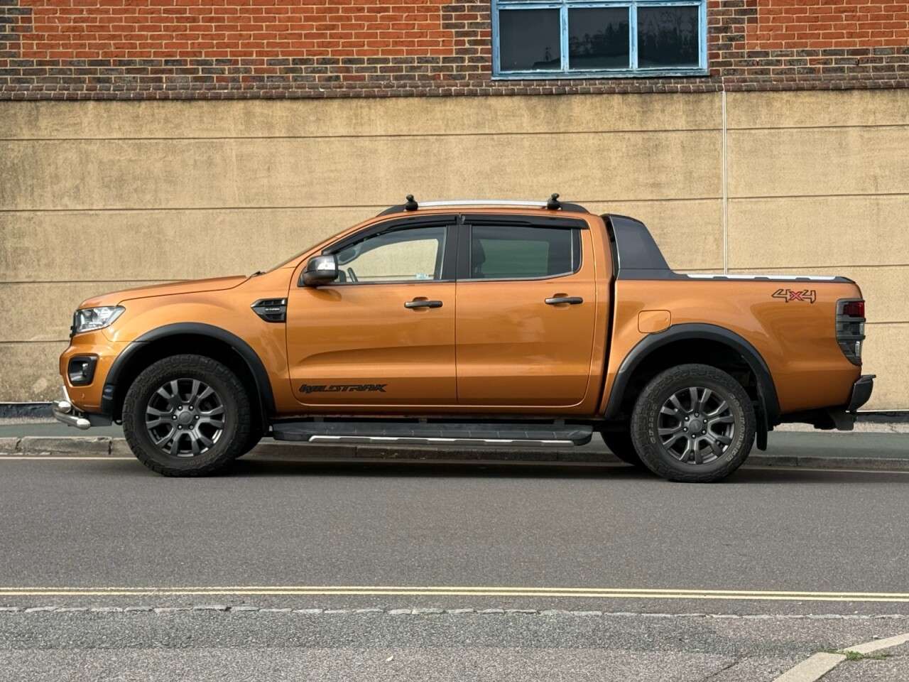 A 2019 FORD RANGER 2.0 EcoBlue Wildtrak Pickup Double Cab 4dr Diesel Auto 4WD Euro 6 (s/s) (21 A 2019 FORD RANGER 2.0 EcoBlue Wildtrak Pickup Double Cab 4dr Diesel Auto 4WD Euro 6 (s/s) (21