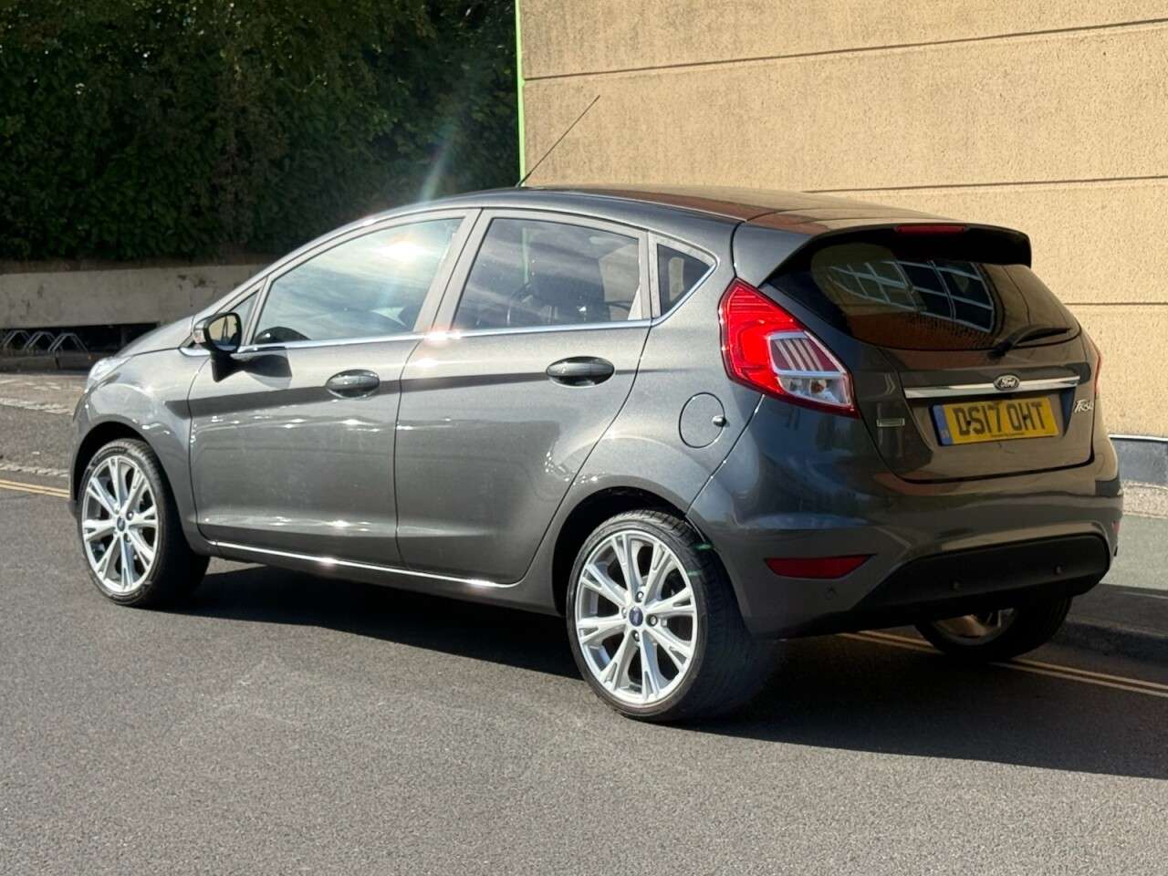 A 2017 FORD FIESTA 1.0T EcoBoost Titanium X Hatchback 5dr Petrol Manual Euro 6 (s/s) (125 ps) A 2017 FORD FIESTA 1.0T EcoBoost Titanium X Hatchback 5dr Petrol Manual Euro 6 (s/s) (125 ps)