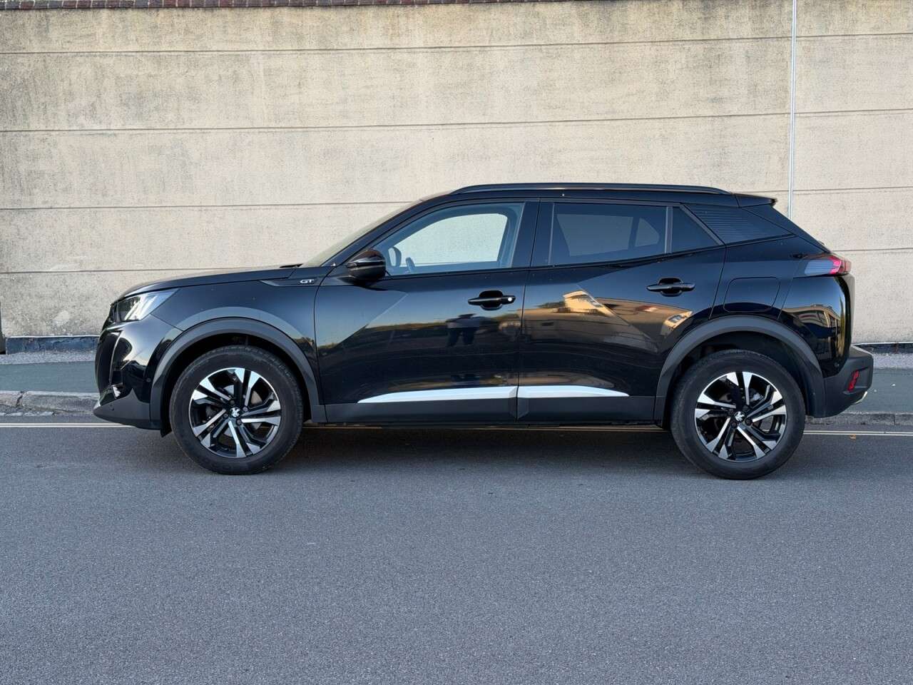 2022 PEUGEOT 2008 2022 PEUGEOT 2008