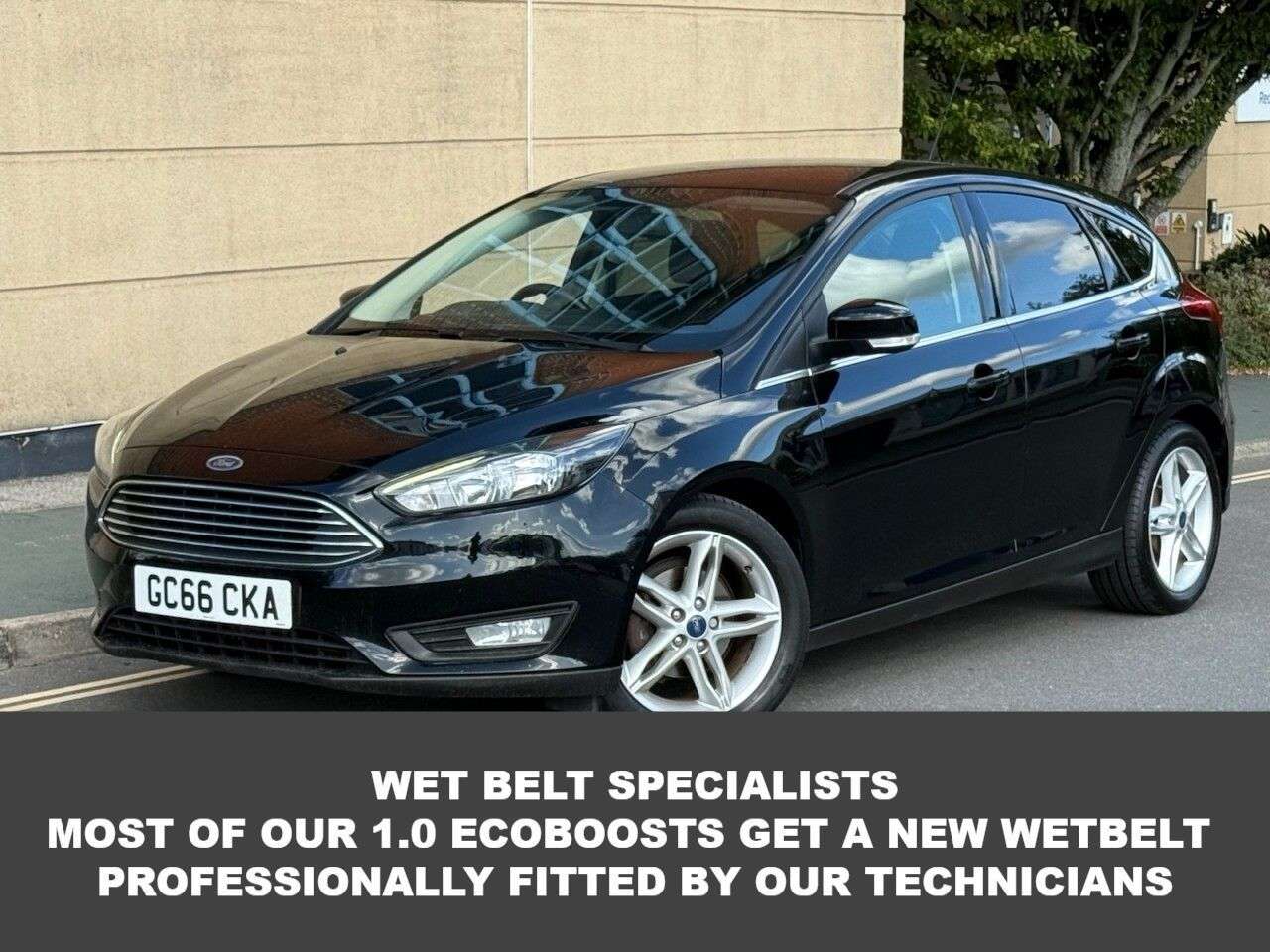 A 2017 FORD FOCUS 1.0T EcoBoost Zetec Hatchback 5dr Petrol Manual Euro 6 (s/s) (100 ps) A 2017 FORD FOCUS 1.0T EcoBoost Zetec Hatchback 5dr Petrol Manual Euro 6 (s/s) (100 ps)
