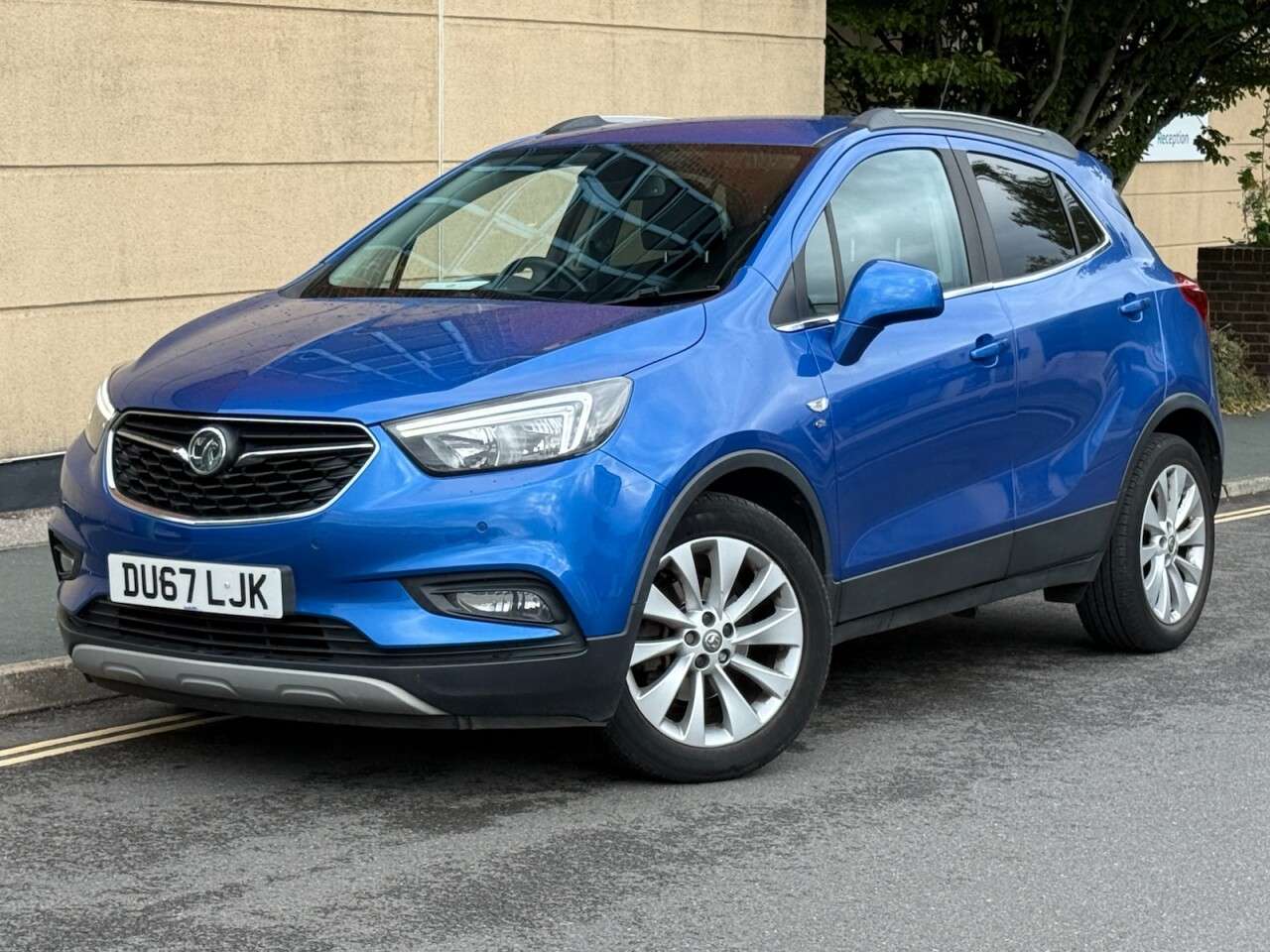 A 2017 VAUXHALL MOKKA X 1.4i Turbo Elite Nav SUV 5dr Petrol Manual Euro 6 (s/s) (140 ps) A 2017 VAUXHALL MOKKA X 1.4i Turbo Elite Nav SUV 5dr Petrol Manual Euro 6 (s/s) (140 ps)