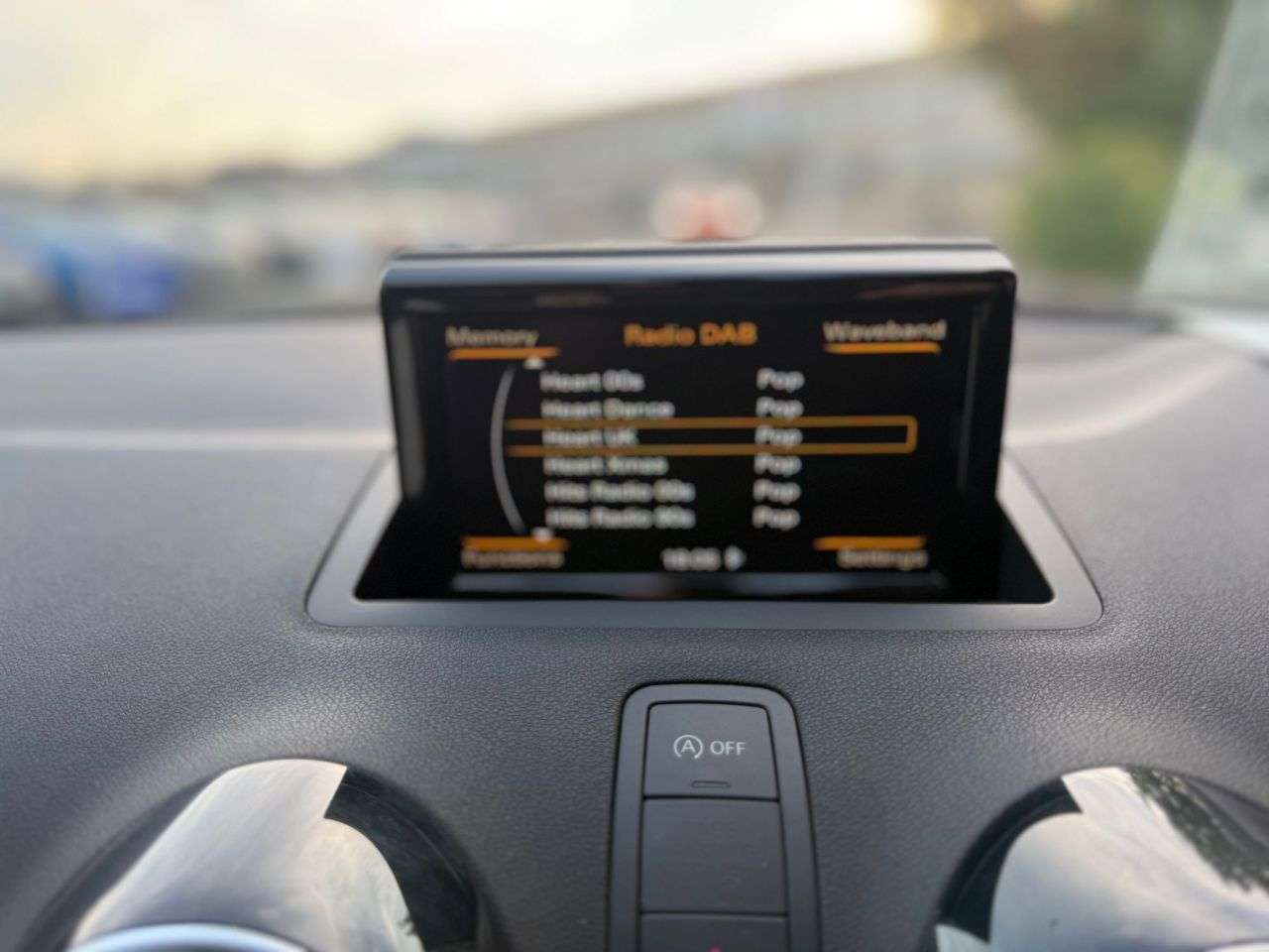 2015 AUDI A1 2015 AUDI A1