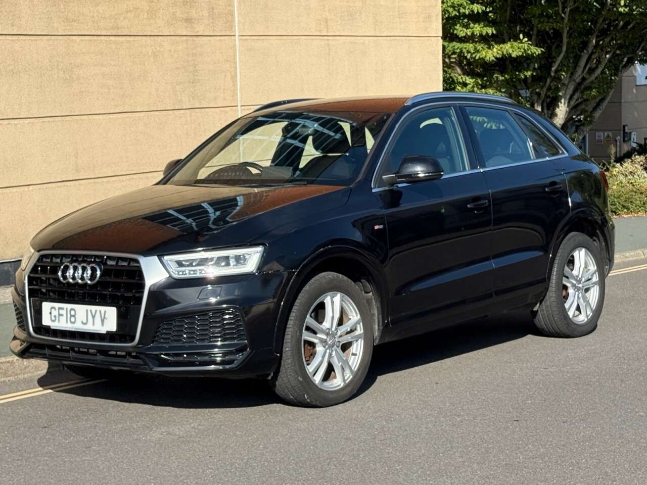 A 2018 AUDI Q3 2.0 TDI S line Edition SUV 5dr Diesel Manual Euro 6 (s/s) (150 ps) Sat-Nav, A 2018 AUDI Q3 2.0 TDI S line Edition SUV 5dr Diesel Manual Euro 6 (s/s) (150 ps) Sat-Nav,