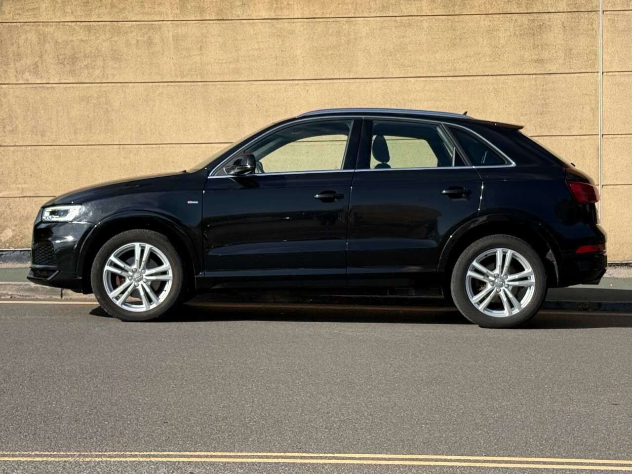 2018 AUDI Q3 2018 AUDI Q3
