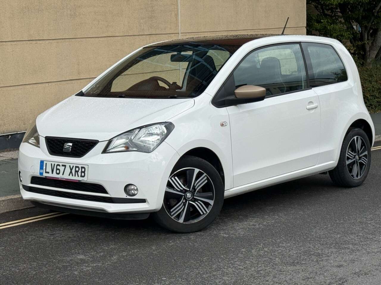 A 2017 SEAT MII 1.0 12v Mii by Cosmopolitan Hatchback 3dr Petrol Manual Euro 6 (75 ps) A 2017 SEAT MII 1.0 12v Mii by Cosmopolitan Hatchback 3dr Petrol Manual Euro 6 (75 ps)