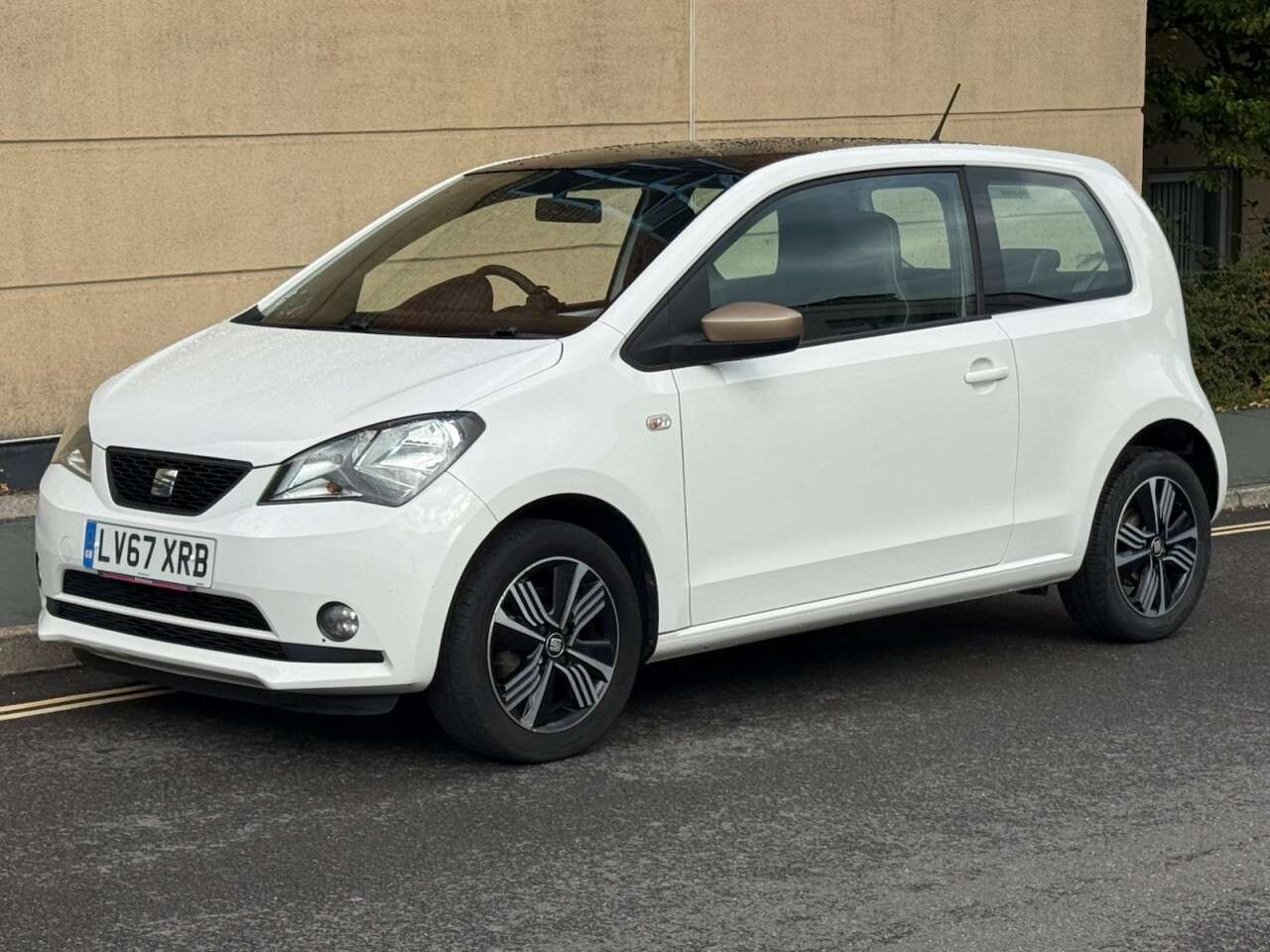 A 2017 SEAT MII 1.0 12v Mii by Cosmopolitan Hatchback 3dr Petrol Manual Euro 6 (75 ps) A 2017 SEAT MII 1.0 12v Mii by Cosmopolitan Hatchback 3dr Petrol Manual Euro 6 (75 ps)