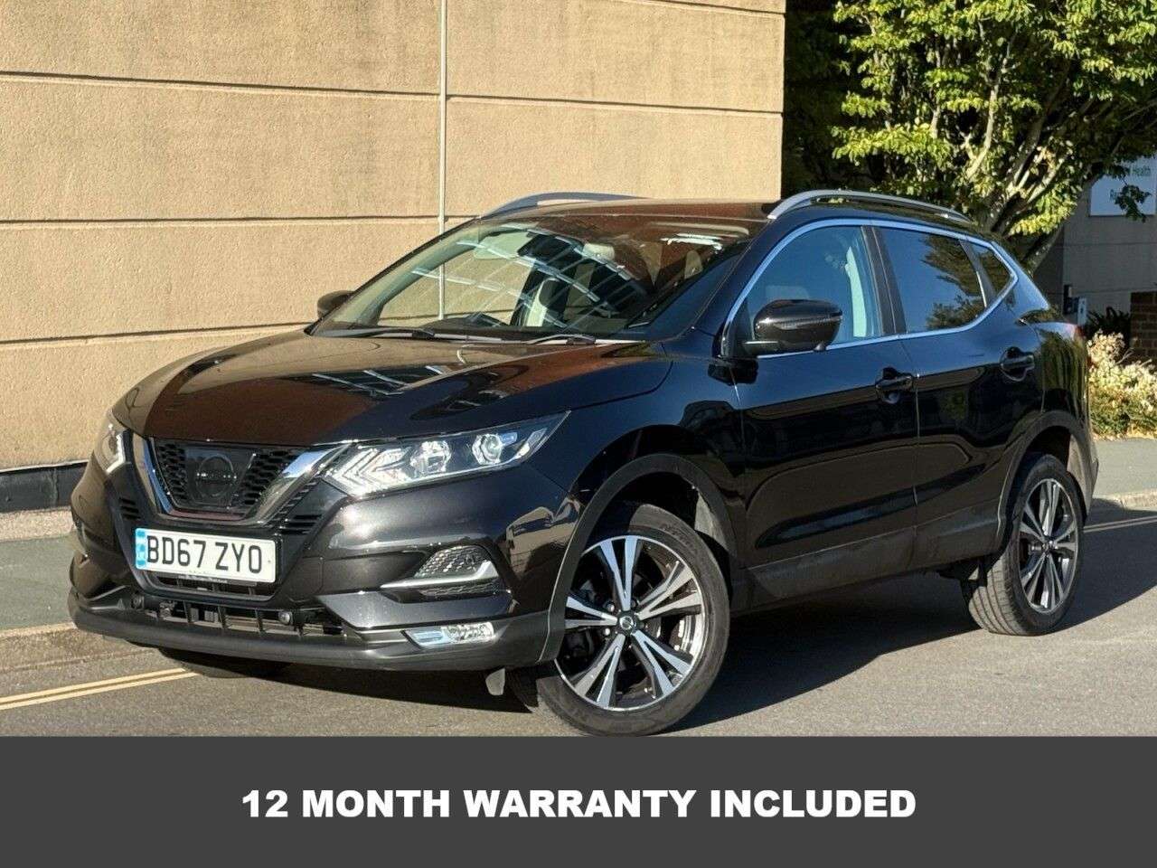 A 2017 NISSAN QASHQAI 1.2 DIG-T N-Connecta SUV 5dr Petrol Manual Euro 6 (s/s) (115 ps) A 2017 NISSAN QASHQAI 1.2 DIG-T N-Connecta SUV 5dr Petrol Manual Euro 6 (s/s) (115 ps)