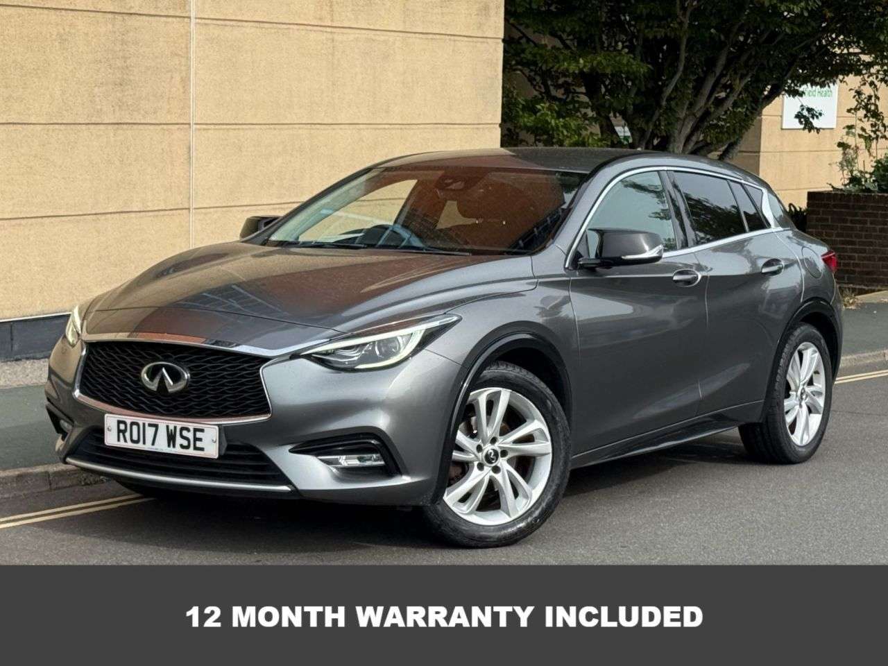A 2017 INFINITI Q30 1.5d Business Executive Hatchback 5dr Diesel DCT Euro 6 (s/s) (109 ps) A 2017 INFINITI Q30 1.5d Business Executive Hatchback 5dr Diesel DCT Euro 6 (s/s) (109 ps)