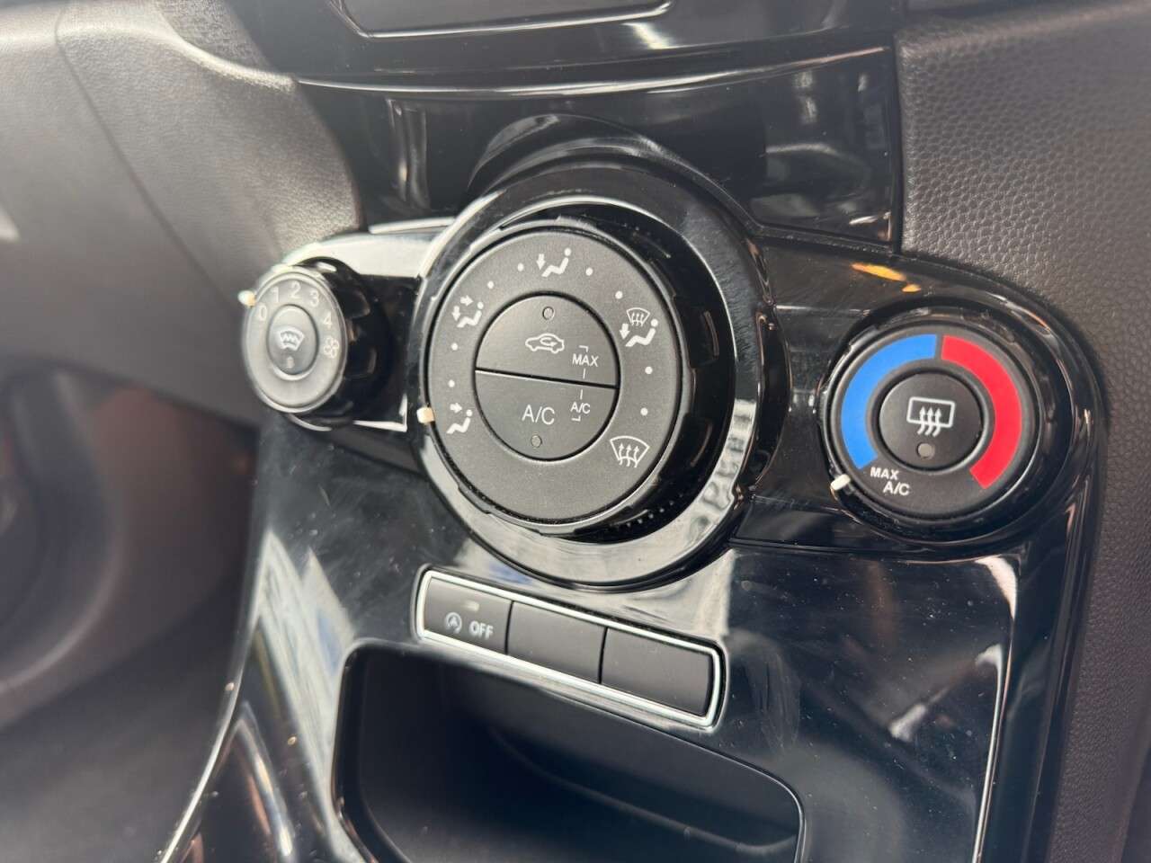 2016 FORD FIESTA 2016 FORD FIESTA