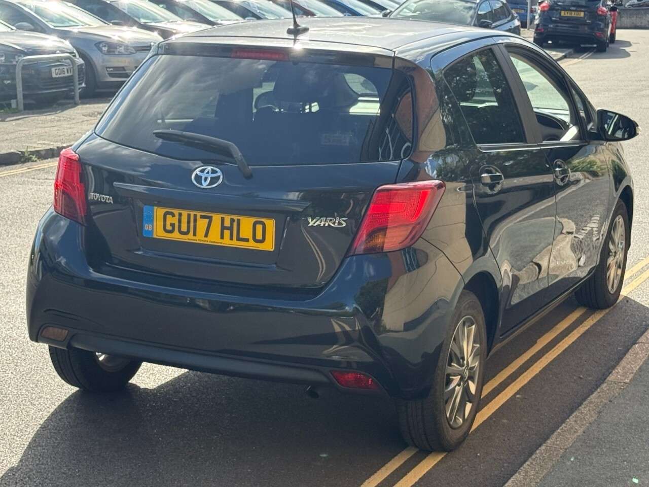 2017 TOYOTA YARIS 2017 TOYOTA YARIS