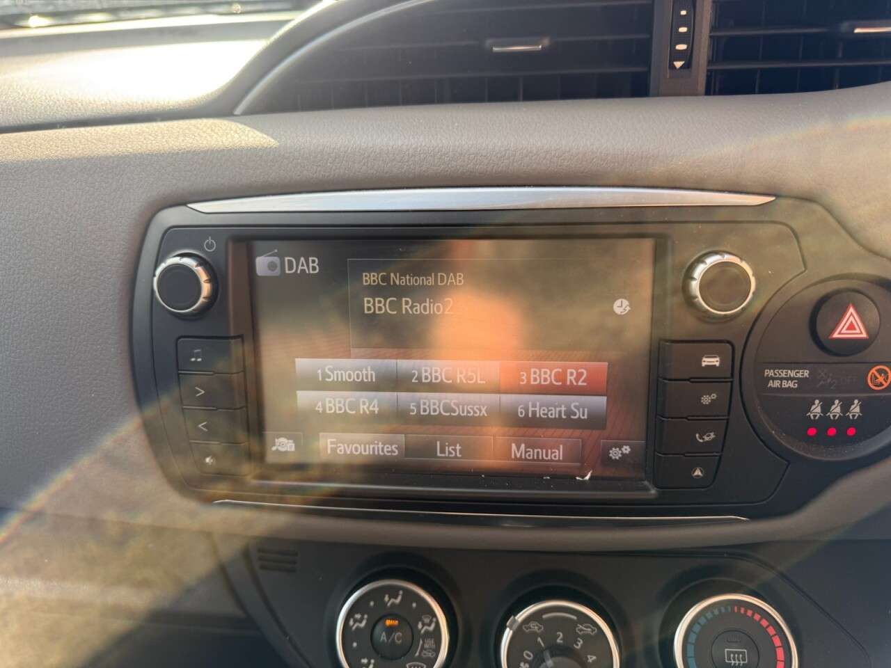 2017 TOYOTA YARIS 2017 TOYOTA YARIS