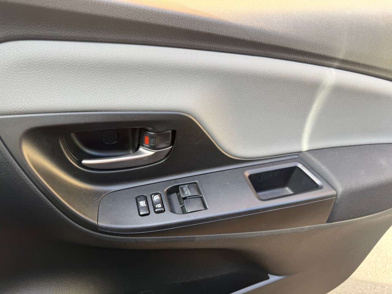 2017 TOYOTA YARIS 2017 TOYOTA YARIS