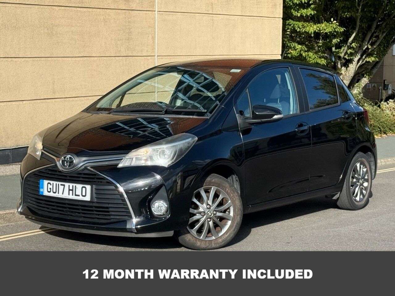 A 2017 TOYOTA YARIS 1.33 Dual VVT-i Icon Hatchback 5dr Petrol Manual Euro 6 (99 ps) A 2017 TOYOTA YARIS 1.33 Dual VVT-i Icon Hatchback 5dr Petrol Manual Euro 6 (99 ps)