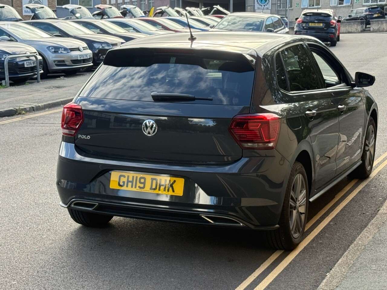 2019 VOLKSWAGEN POLO 2019 VOLKSWAGEN POLO