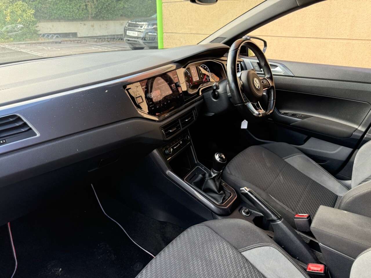 2019 VOLKSWAGEN POLO 2019 VOLKSWAGEN POLO