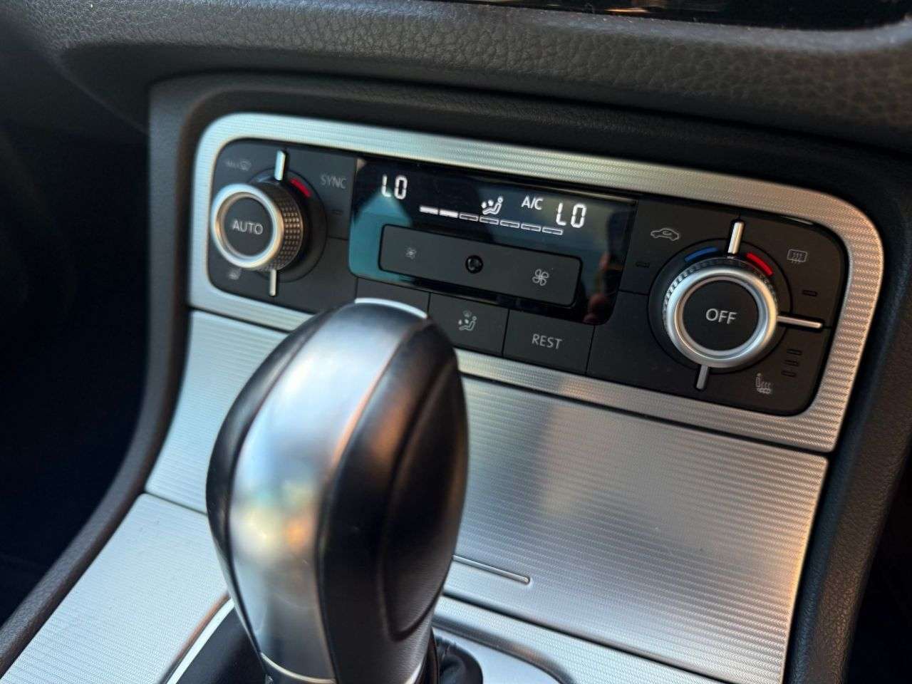 2015 VOLKSWAGEN TOUAREG 2015 VOLKSWAGEN TOUAREG