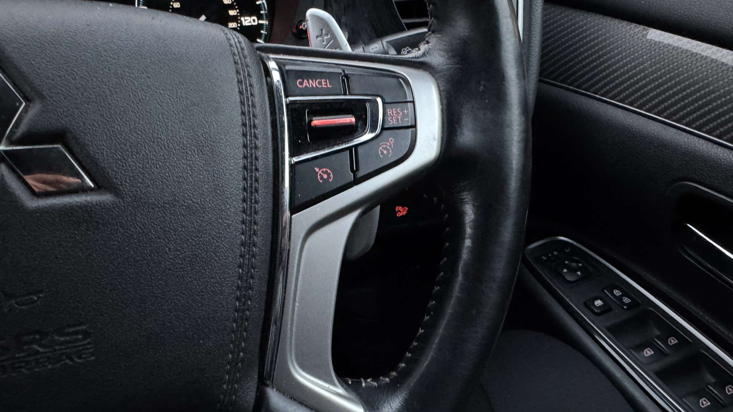 2018 MITSUBISHI OUTLANDER 2018 MITSUBISHI OUTLANDER