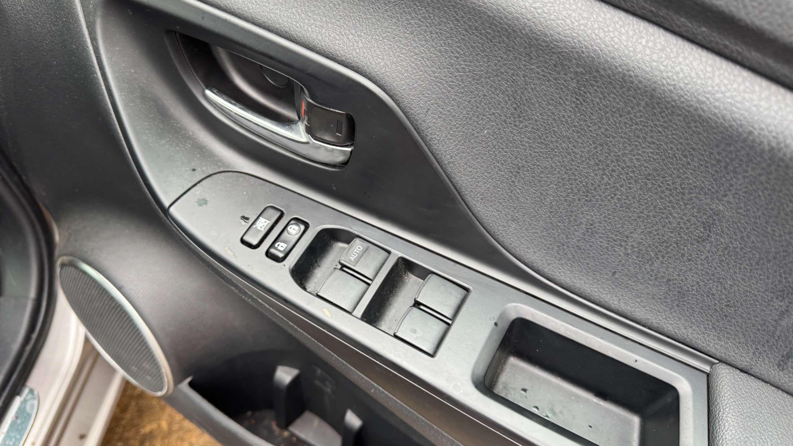 2015 TOYOTA YARIS 2015 TOYOTA YARIS