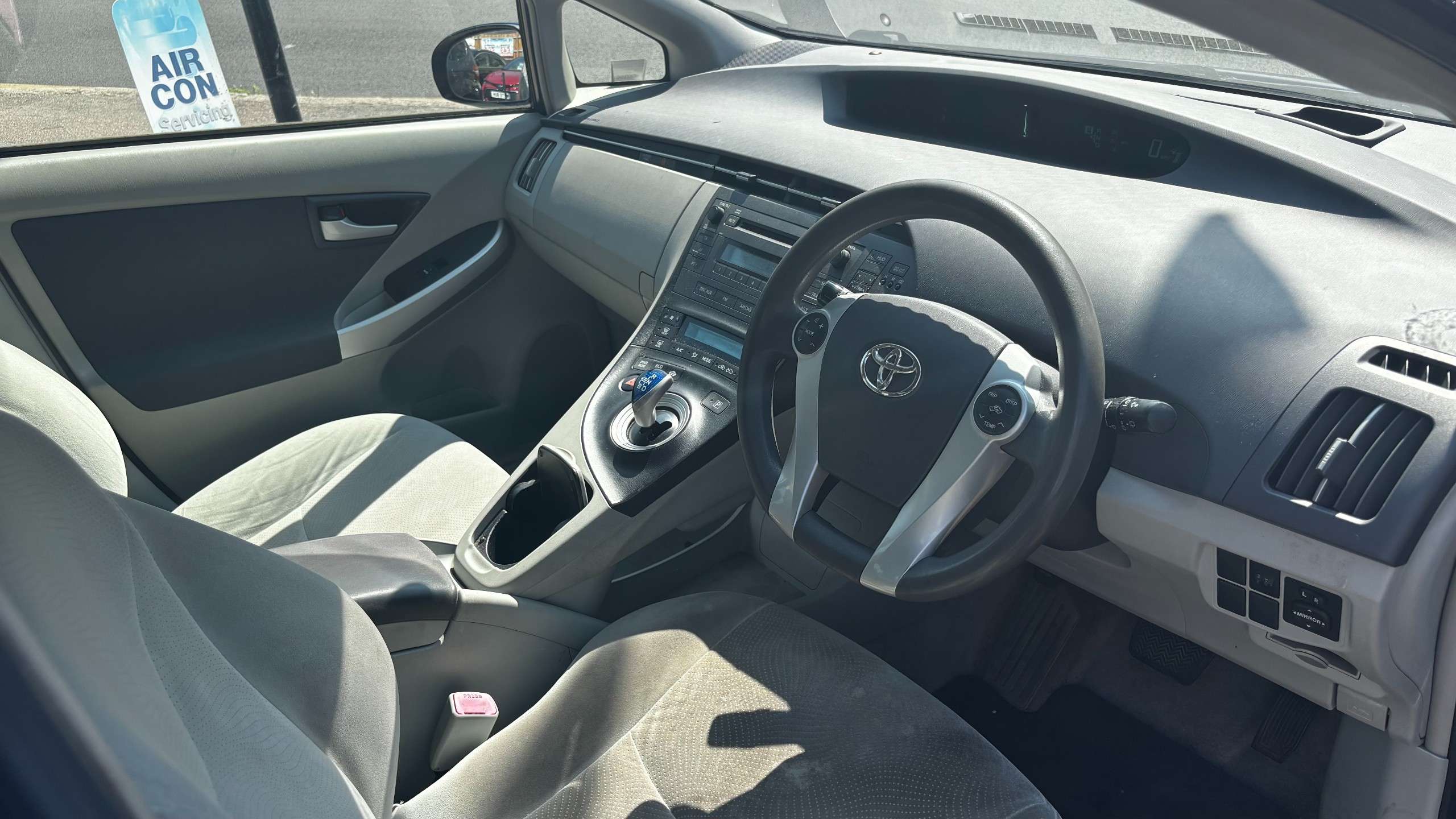 2010 TOYOTA PRIUS 2010 TOYOTA PRIUS
