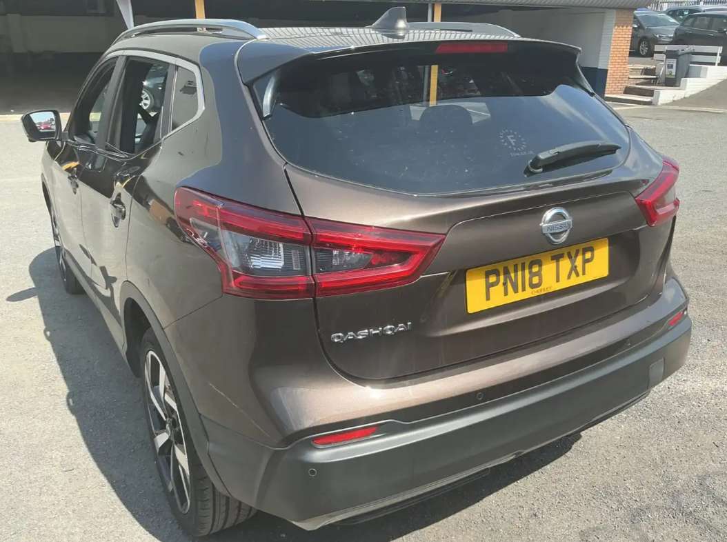 A 2018 NISSAN QASHQAI TEKNA PLUS DIG-T XTRONIC A 2018 NISSAN QASHQAI TEKNA PLUS DIG-T XTRONIC