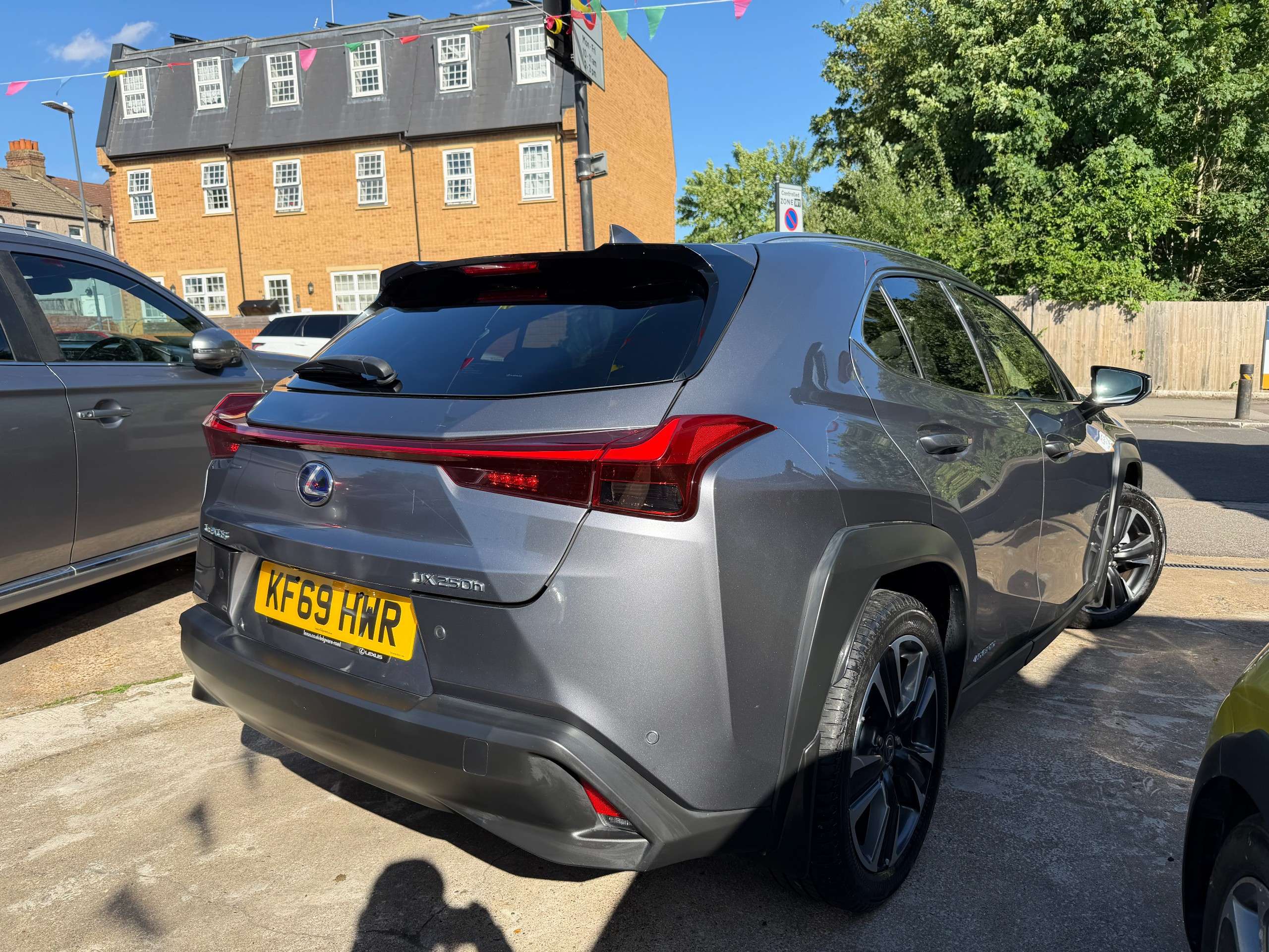 2019 LEXUS UX 2019 LEXUS UX