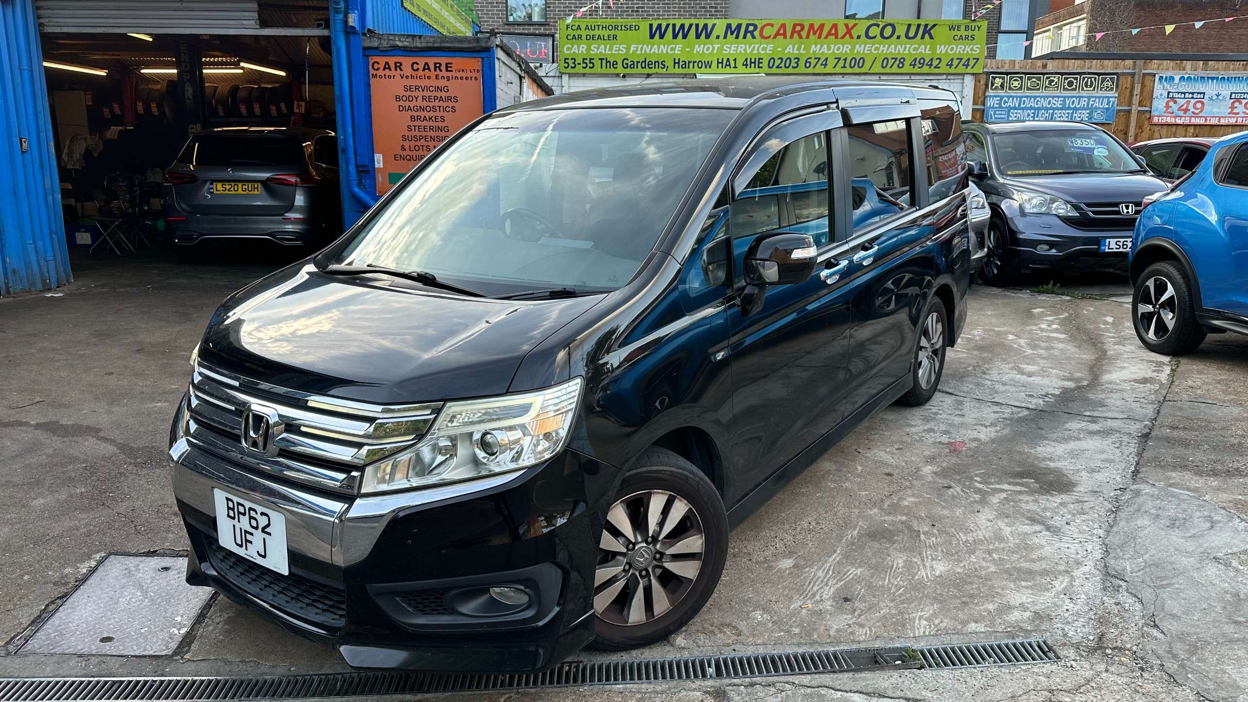 A 2013 HONDA STEPWGN A 2013 HONDA STEPWGN