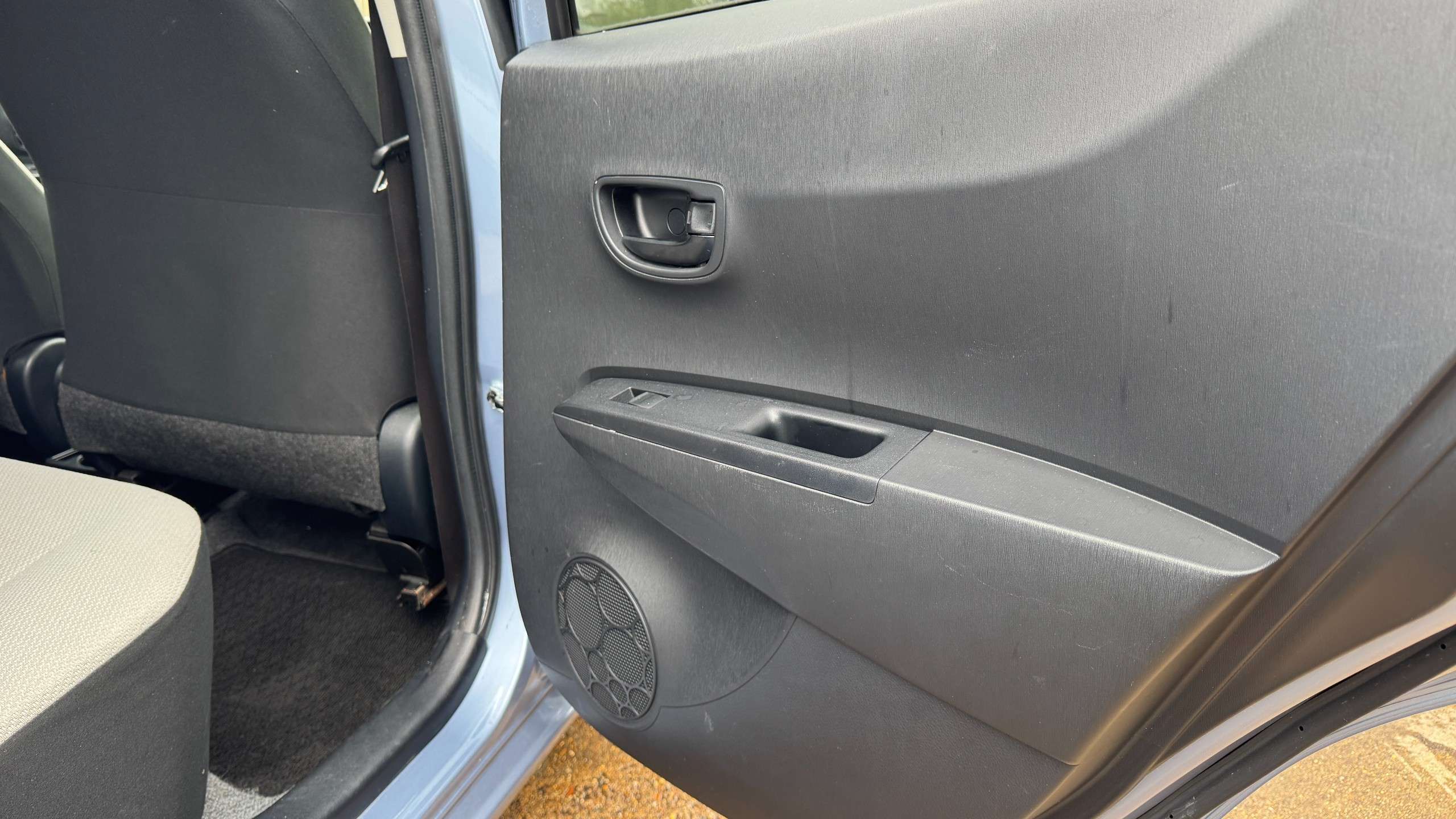 2012 TOYOTA VITZ 2012 TOYOTA VITZ