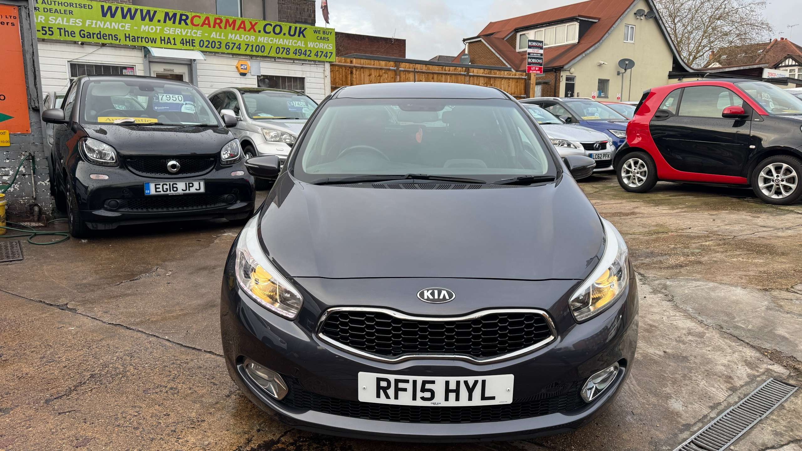 A 2015 KIA CEED 1.6 GDi 3 Hatchback 5dr Petrol DCT Euro 5 (133 bhp) A 2015 KIA CEED 1.6 GDi 3 Hatchback 5dr Petrol DCT Euro 5 (133 bhp)