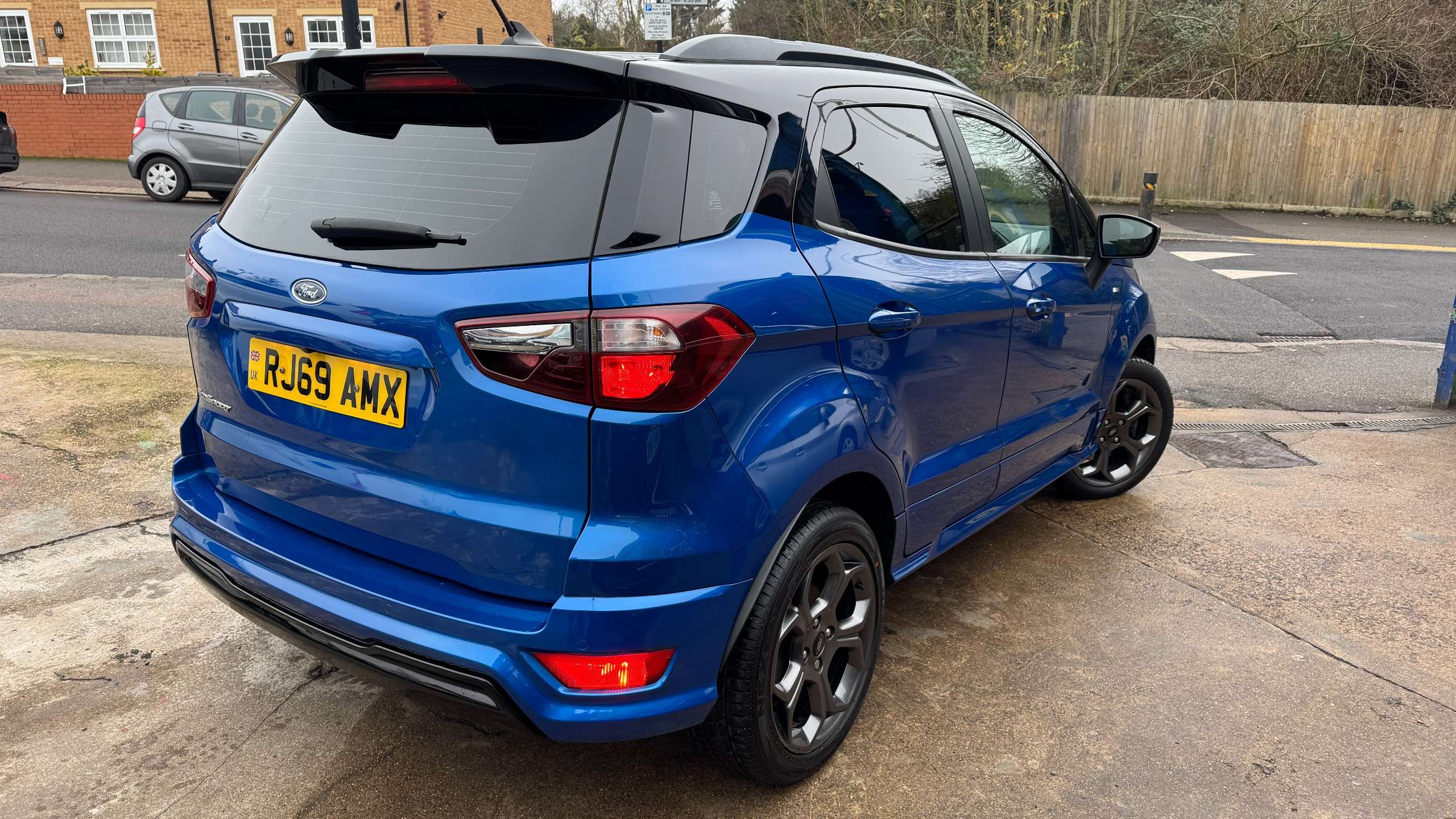 A 2019 FORD ECOSPORT 1.0T EcoBoost GPF ST-Line SUV 5dr Petrol Auto Euro 6 (s/s) (125 ps) A 2019 FORD ECOSPORT 1.0T EcoBoost GPF ST-Line SUV 5dr Petrol Auto Euro 6 (s/s) (125 ps)