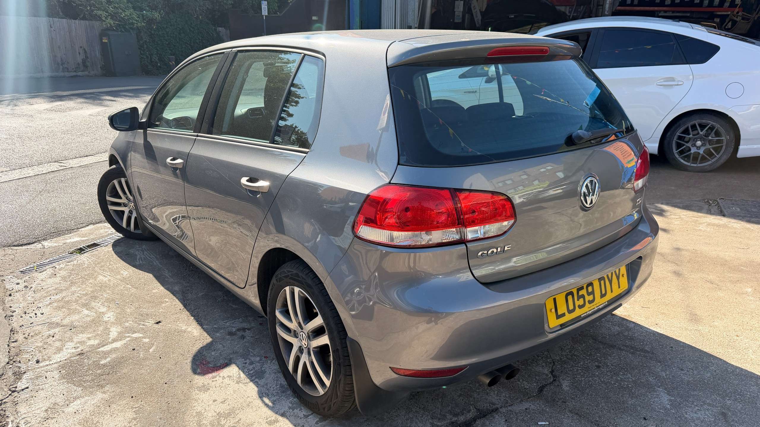A 2009 VOLKSWAGEN GOLF 1.4 TSI SE Hatchback 5dr Petrol DSG Euro 5 (122 ps) A 2009 VOLKSWAGEN GOLF 1.4 TSI SE Hatchback 5dr Petrol DSG Euro 5 (122 ps)