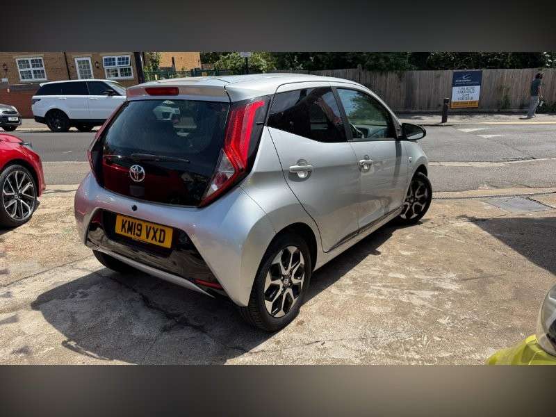 2019 TOYOTA AYGO 2019 TOYOTA AYGO