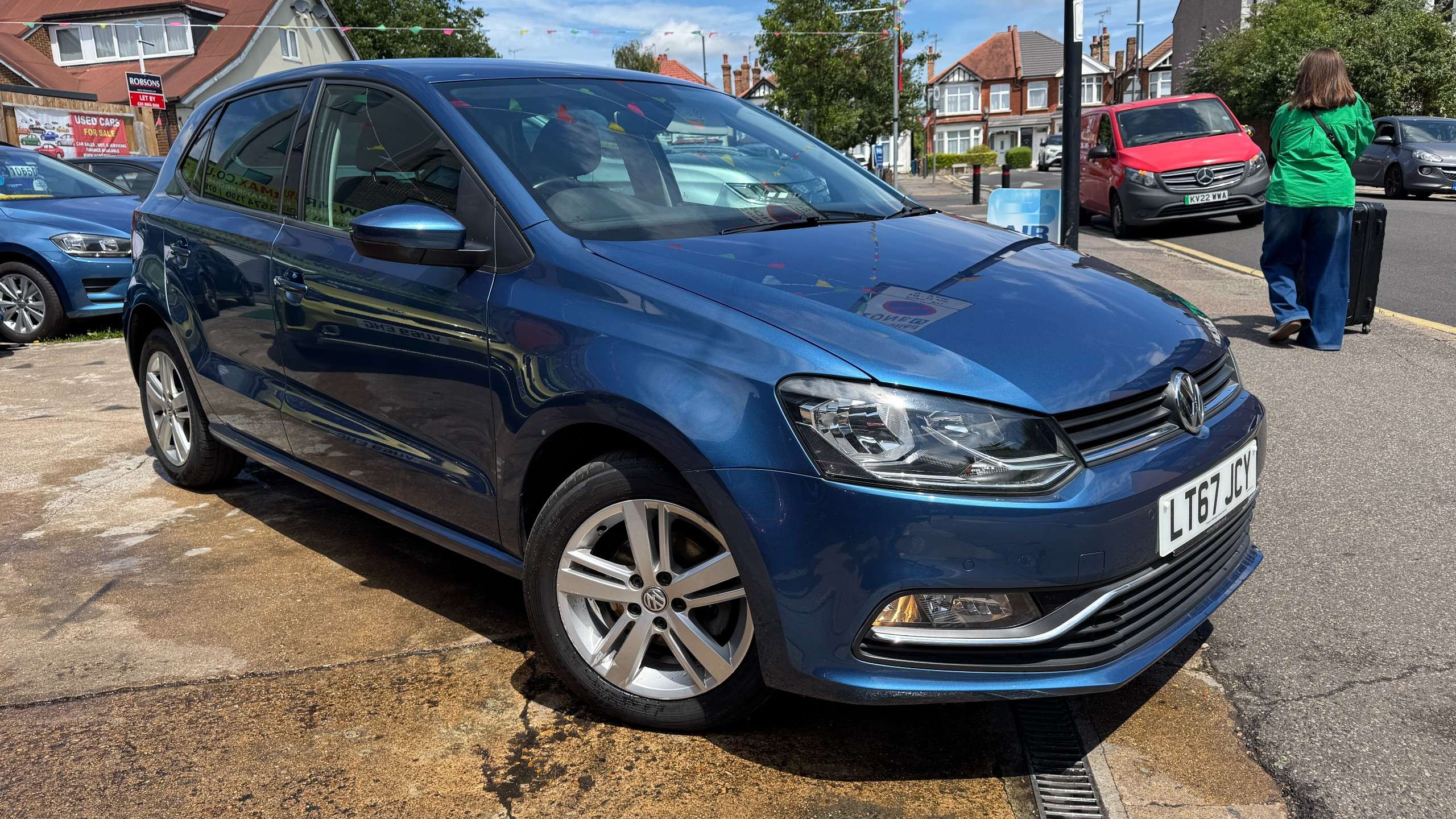 A 2017 VOLKSWAGEN POLO 1.2 TSI Match Edition Hatchback 5dr Petrol DSG Euro 6 (s/s) (90 ps) A 2017 VOLKSWAGEN POLO 1.2 TSI Match Edition Hatchback 5dr Petrol DSG Euro 6 (s/s) (90 ps)