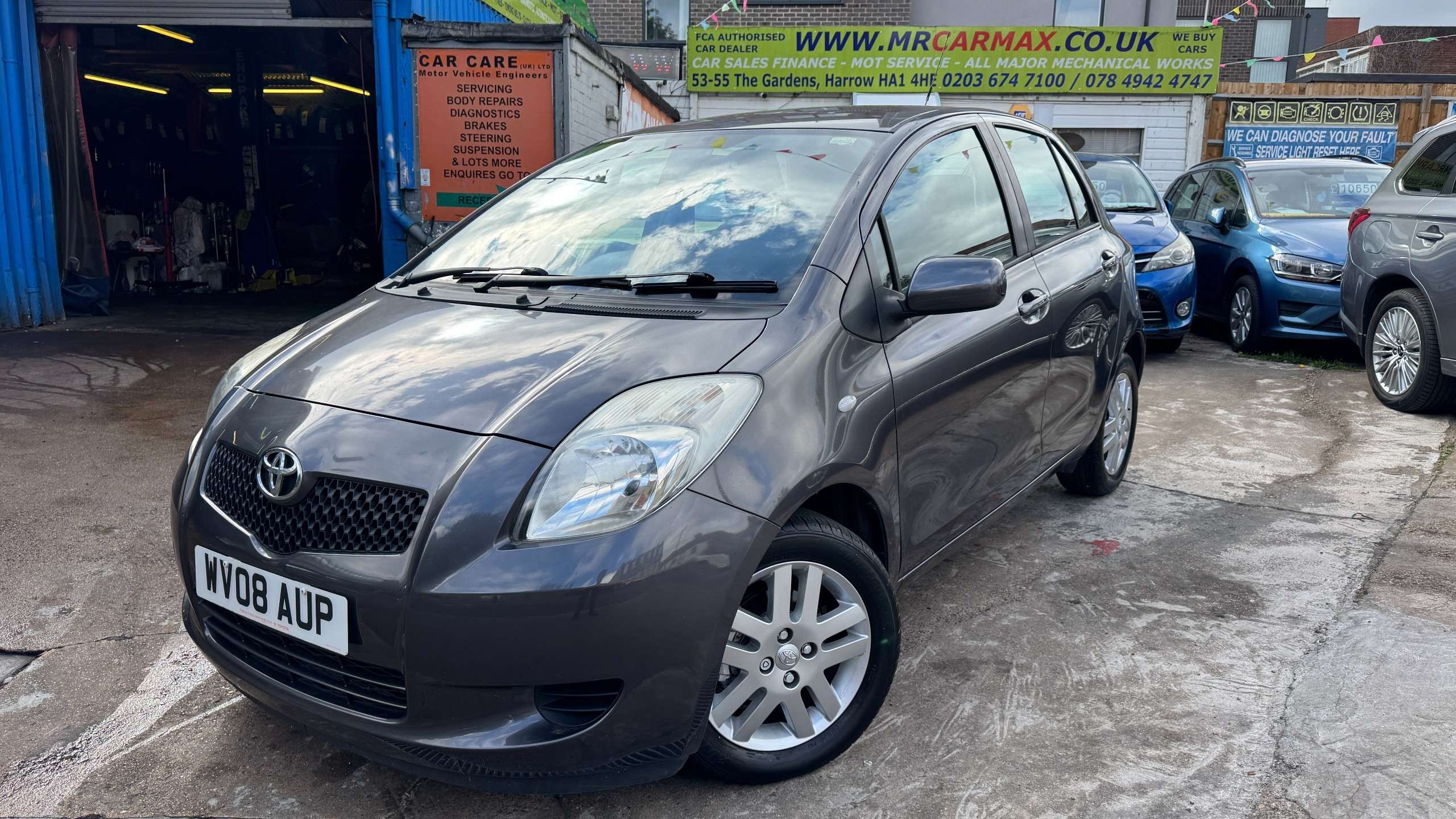 A 2008 TOYOTA YARIS 1.3 VVT-i TR Hatchback 5dr Petrol Manual (141 g/km, 85 bhp) A 2008 TOYOTA YARIS 1.3 VVT-i TR Hatchback 5dr Petrol Manual (141 g/km, 85 bhp)