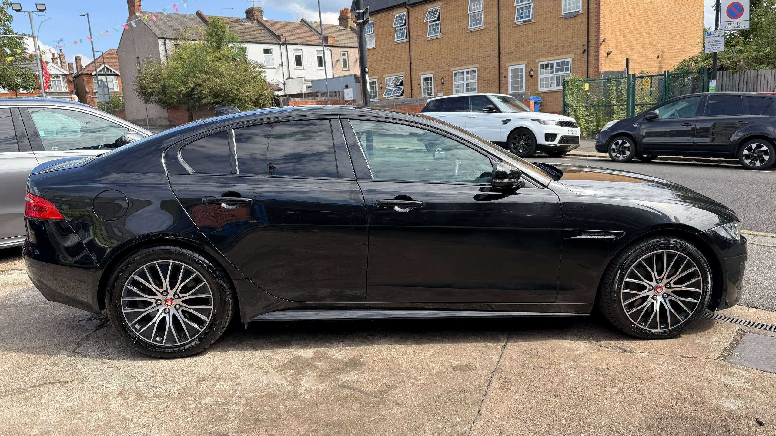 2019 JAGUAR XE 2019 JAGUAR XE