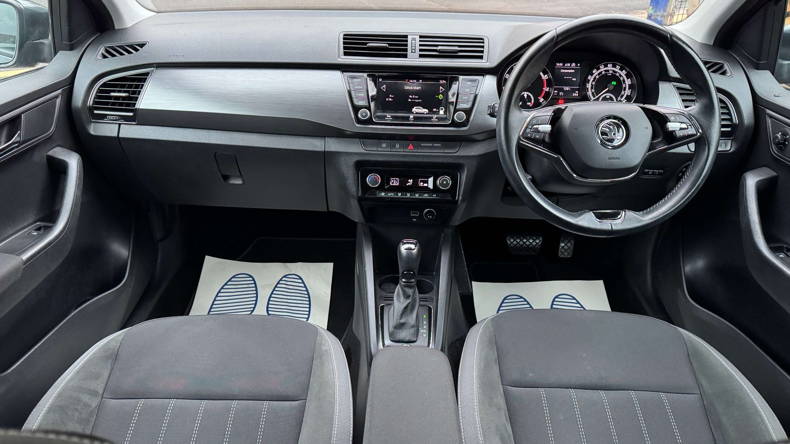 2021 SKODA FABIA 2021 SKODA FABIA