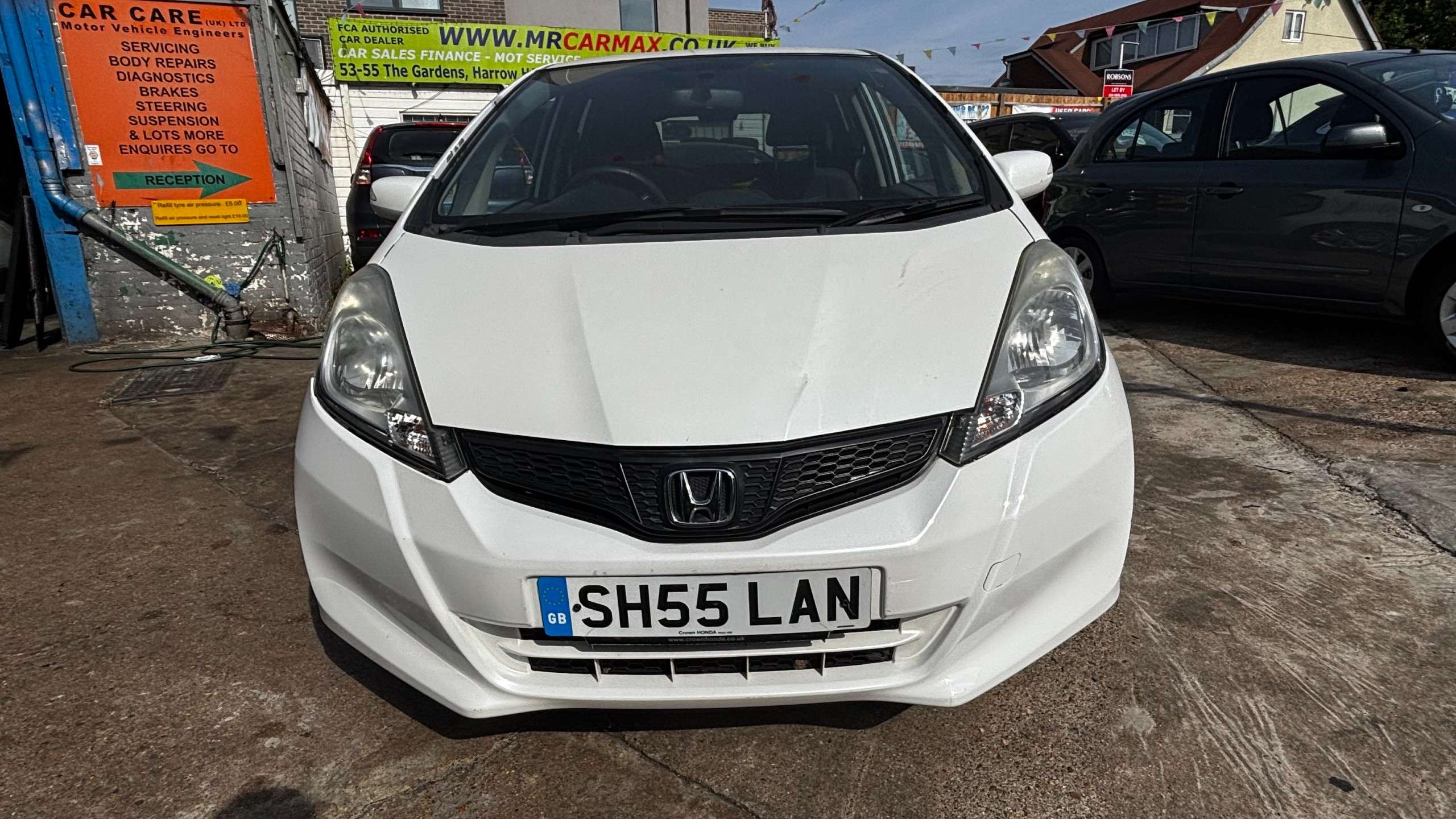 A 2013 HONDA JAZZ 1.4 i-VTEC ES Plus Hatchback 5dr Petrol CVT Euro 5 (99 ps) A 2013 HONDA JAZZ 1.4 i-VTEC ES Plus Hatchback 5dr Petrol CVT Euro 5 (99 ps)