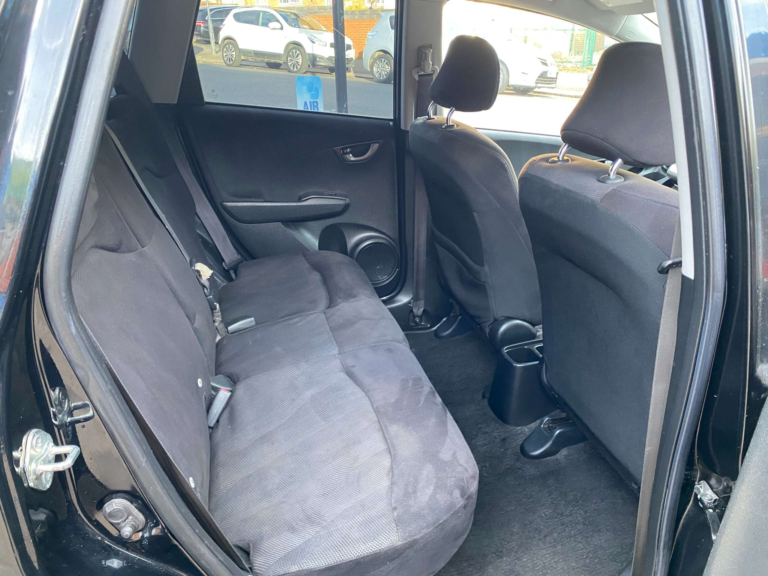 2011 HONDA JAZZ 2011 HONDA JAZZ