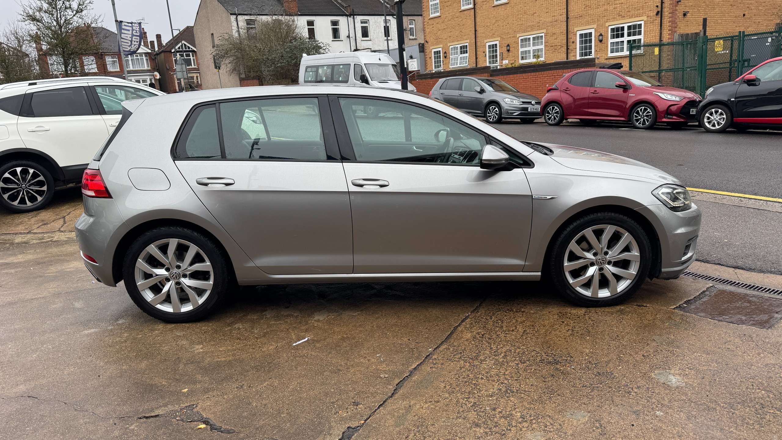 2017 VOLKSWAGEN GOLF 2017 VOLKSWAGEN GOLF