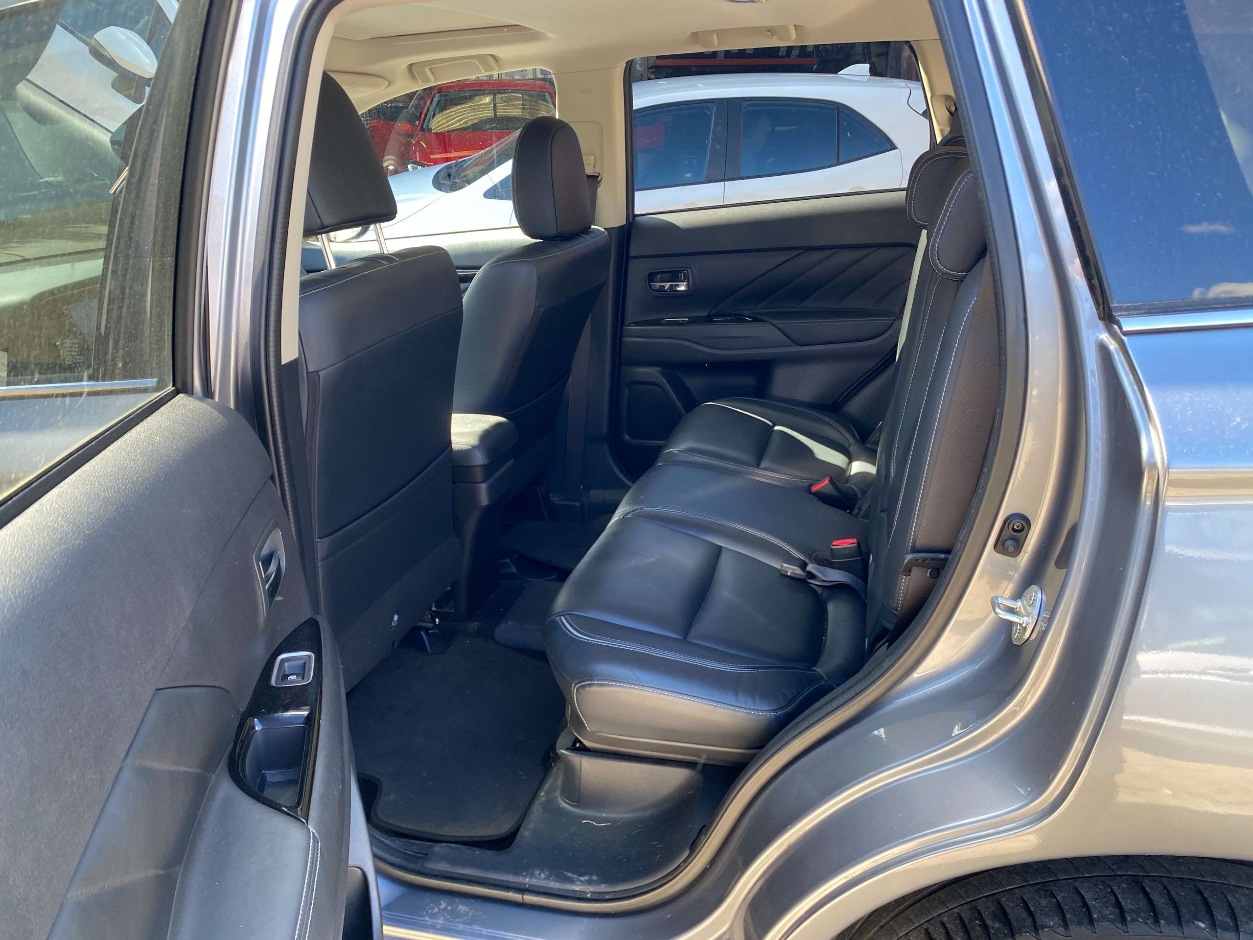 2016 MITSUBISHI OUTLANDER 2016 MITSUBISHI OUTLANDER