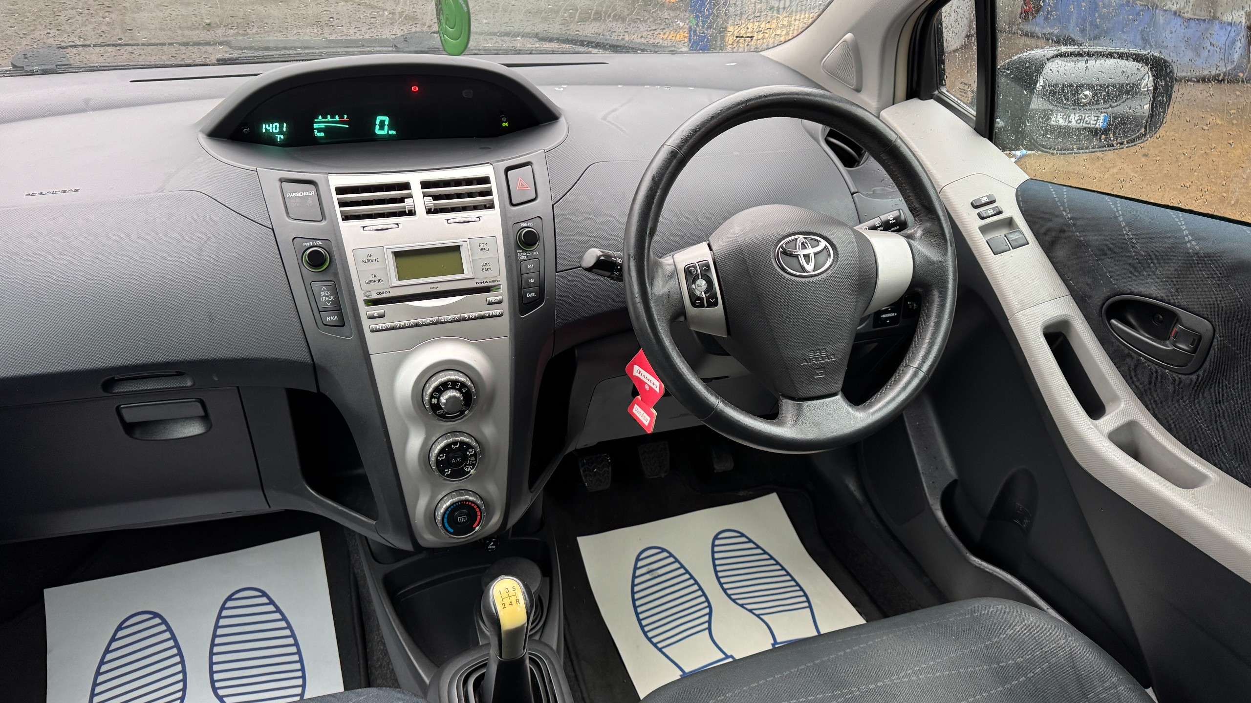 2006 TOYOTA YARIS 2006 TOYOTA YARIS