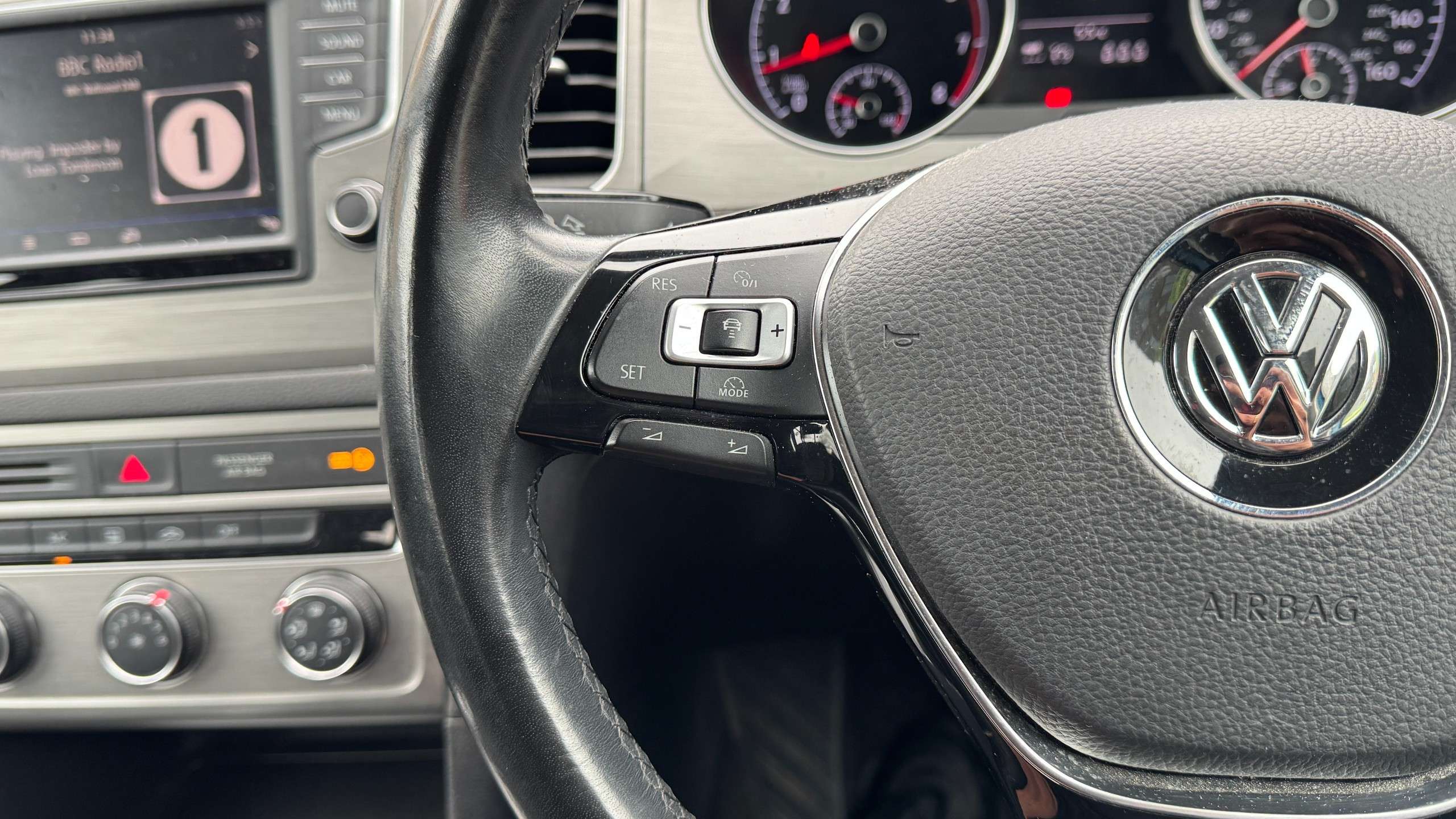 2017 VOLKSWAGEN GOLF SV 2017 VOLKSWAGEN GOLF SV