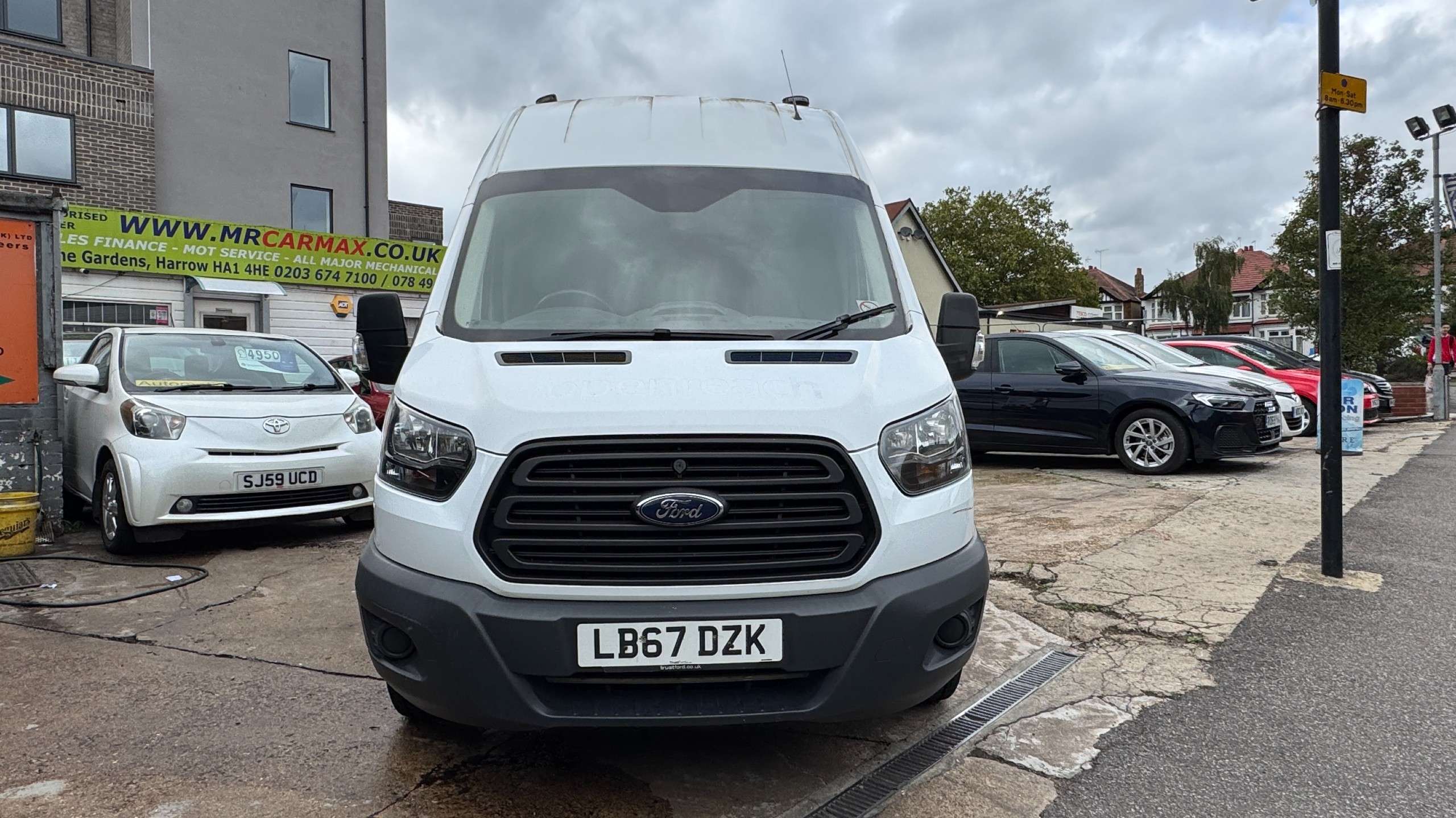 A 2018 FORD TRANSIT 2.0 350 EcoBlue Panel Van 5dr Diesel Manual FWD L2 H3 Euro 6 (130 ps) A 2018 FORD TRANSIT 2.0 350 EcoBlue Panel Van 5dr Diesel Manual FWD L2 H3 Euro 6 (130 ps)
