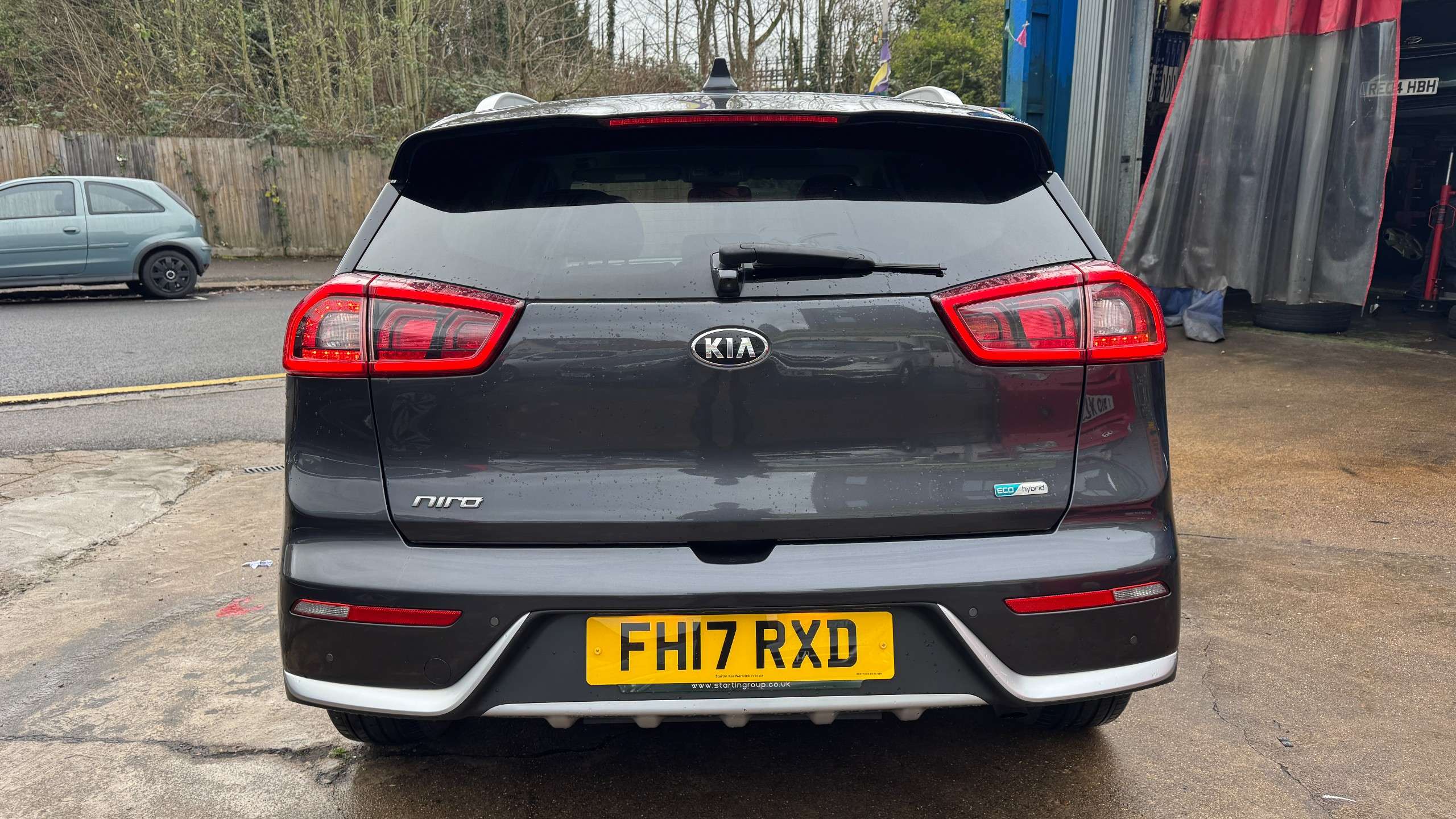 2017 KIA NIRO 2017 KIA NIRO