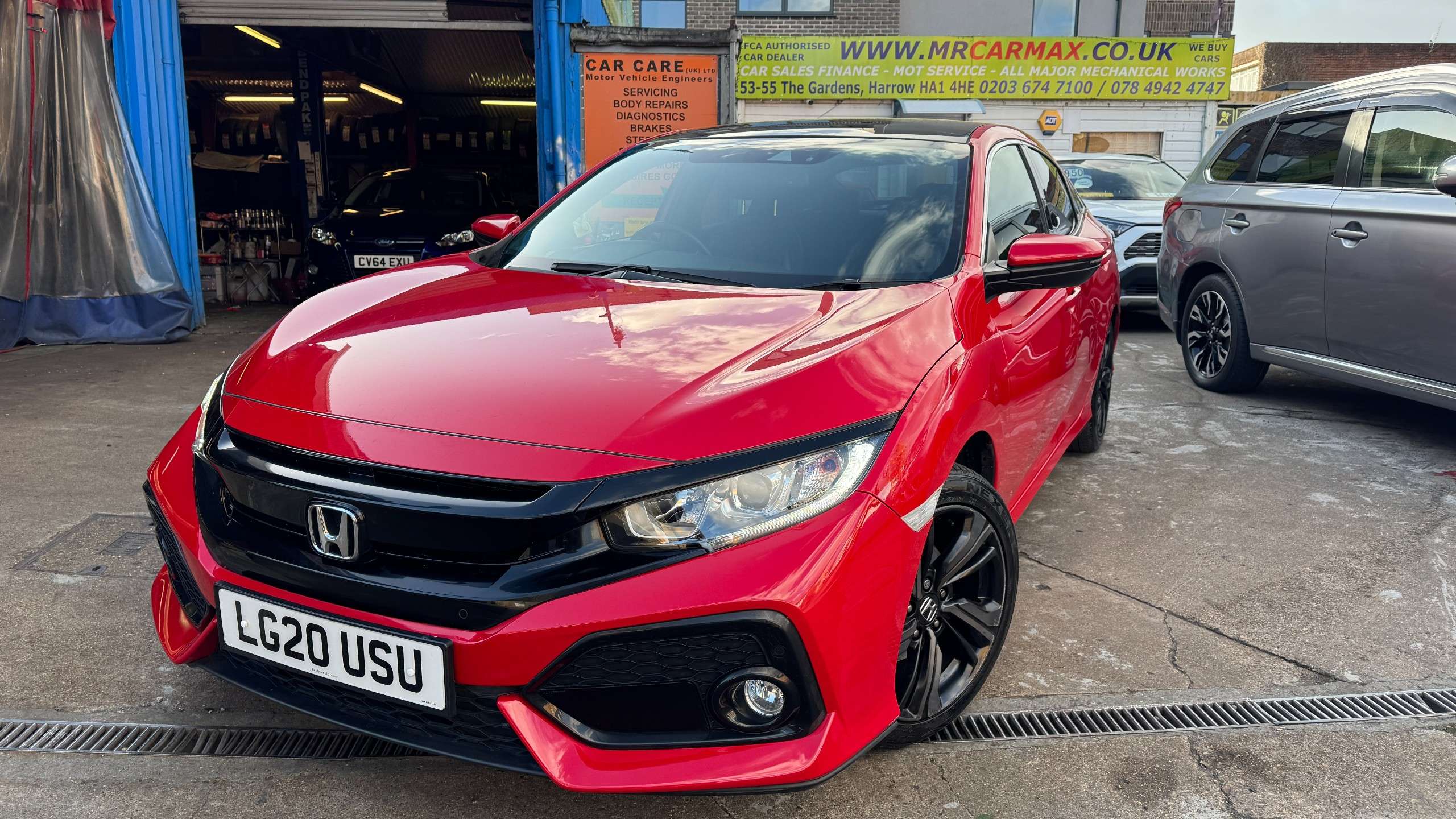 A 2020 HONDA CIVIC 1.0 VTEC Turbo EX Hatchback 5dr Petrol CVT Euro 6 (s/s) (126 ps) A 2020 HONDA CIVIC 1.0 VTEC Turbo EX Hatchback 5dr Petrol CVT Euro 6 (s/s) (126 ps)